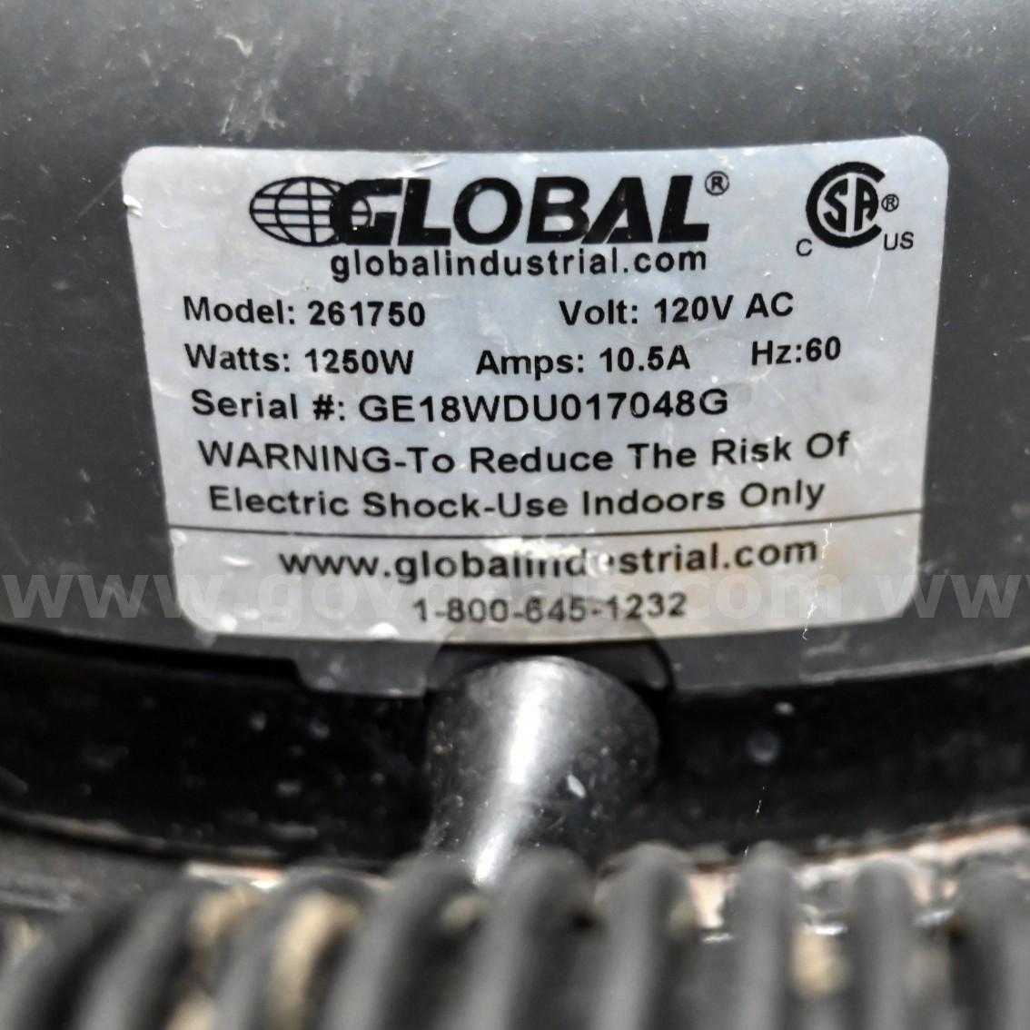 Global Industrial Wet/Dry Squeegee Vacuum Global Industrial 261750 Government Surplus Auction - Photo #5