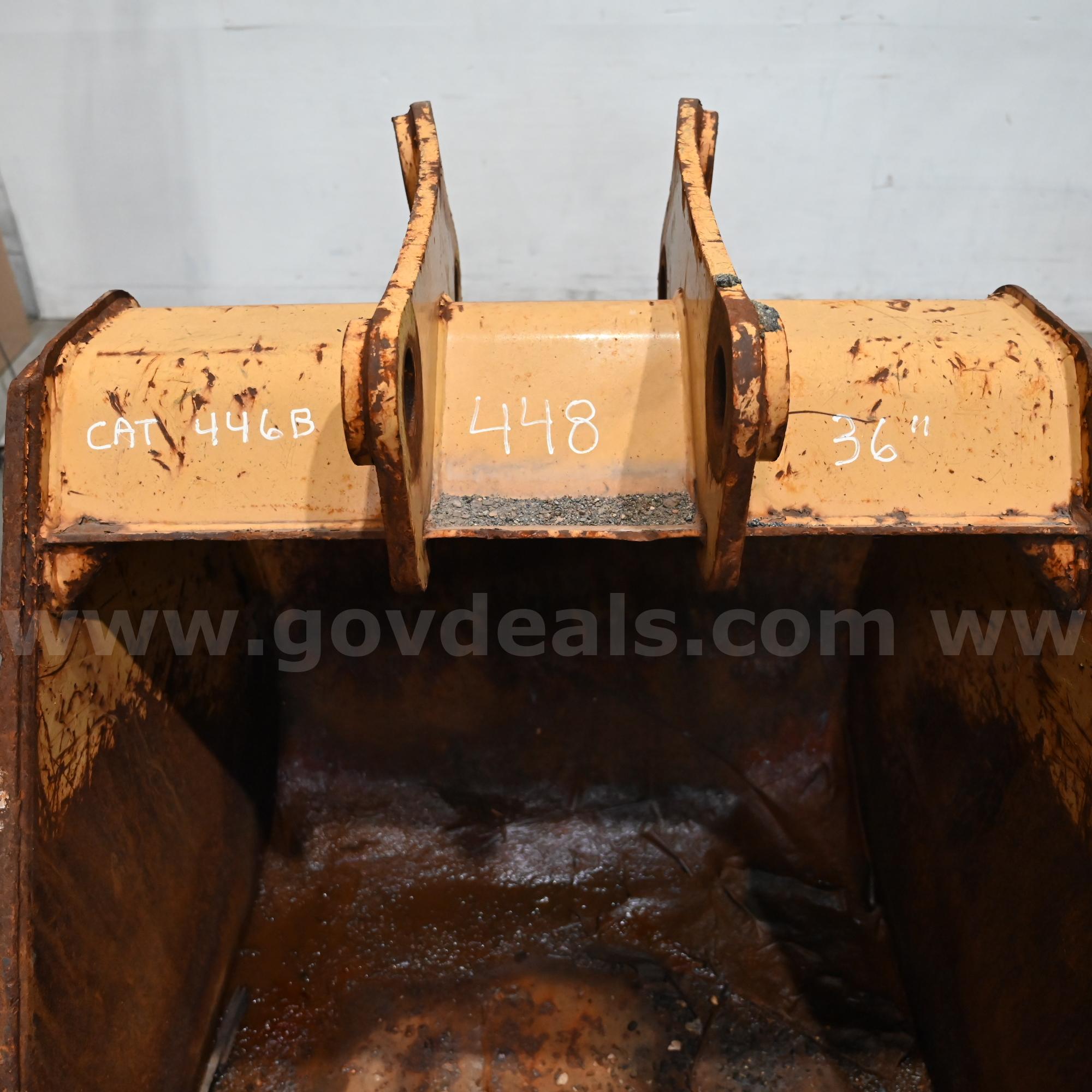 Caterpillar 446B Backhoe Loader Bucket Attachment Caterpillar (CAT) 446B Government Surplus Auction - Photo #6