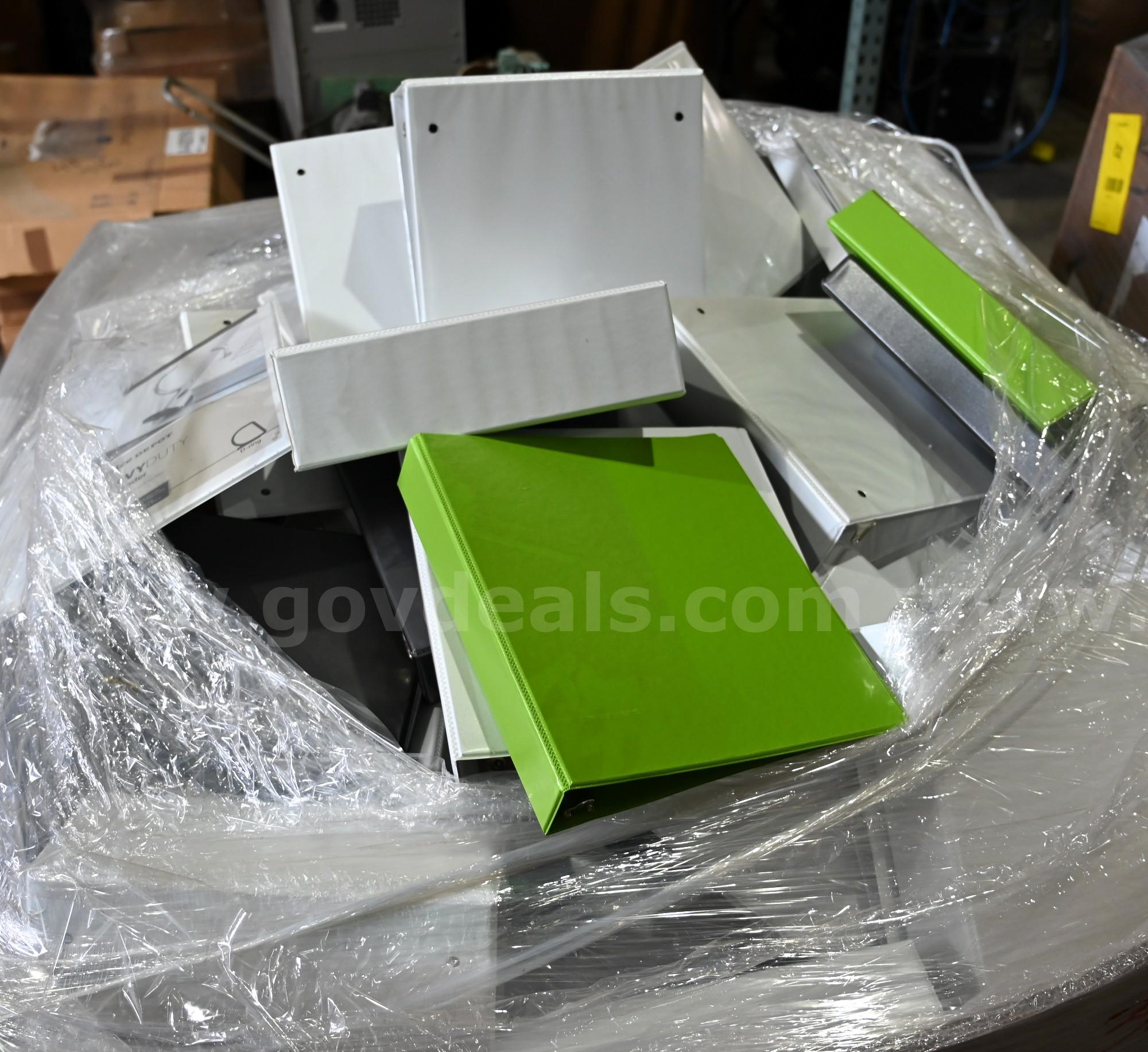 LOT OF (3 pallets) Assorted Binders   Government Surplus Auction - Photo #2