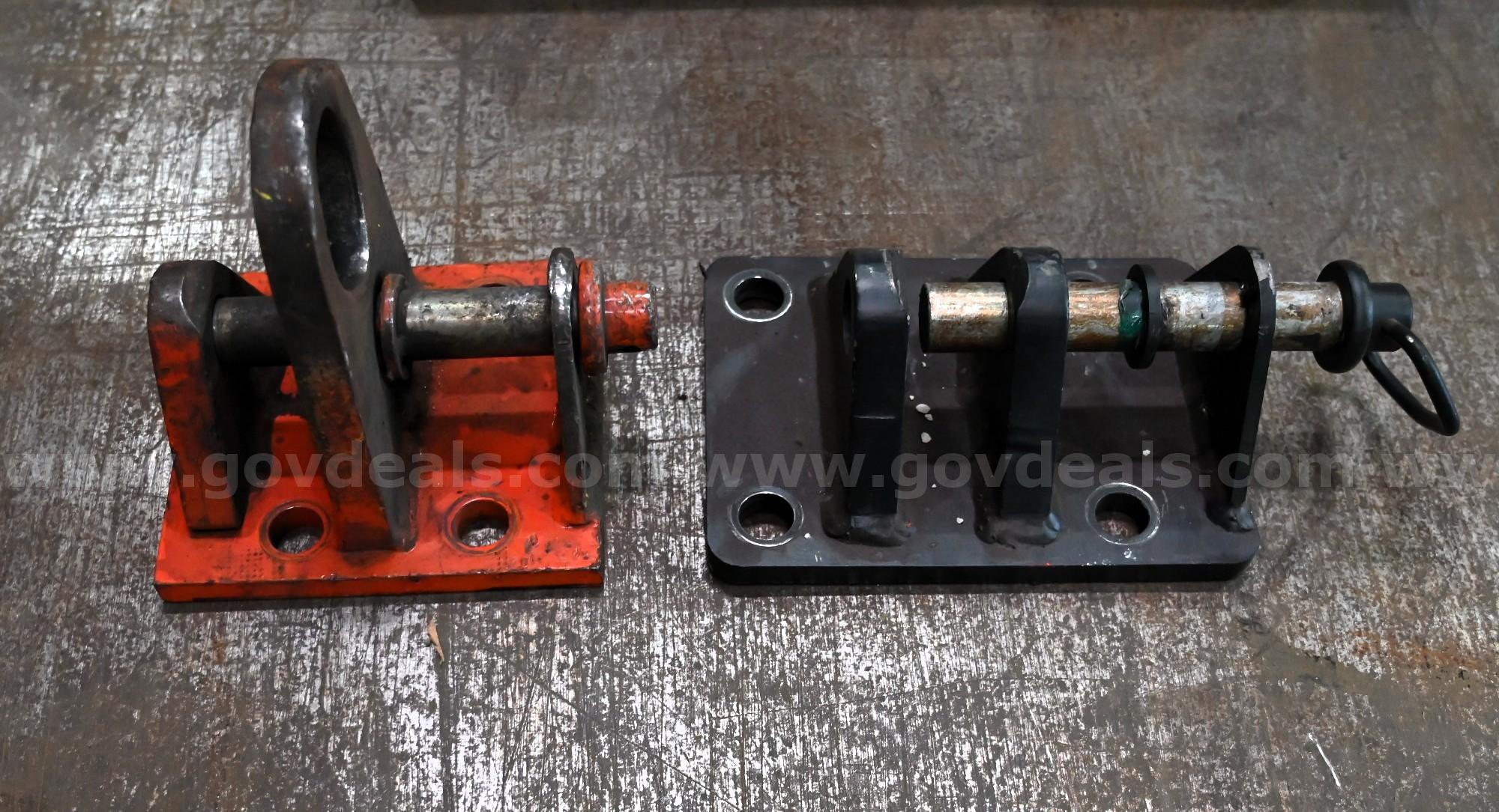 LOT OF Heavy-duty Bolt-on Excavator Quick Hitch Adapter Plates   Government Surplus Auction - Photo #2