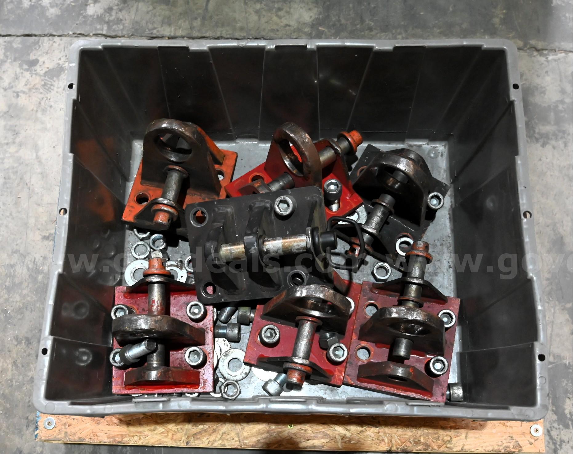 LOT OF Heavy-duty Bolt-on Excavator Quick Hitch Adapter Plates   Government Surplus Auction - Photo #3