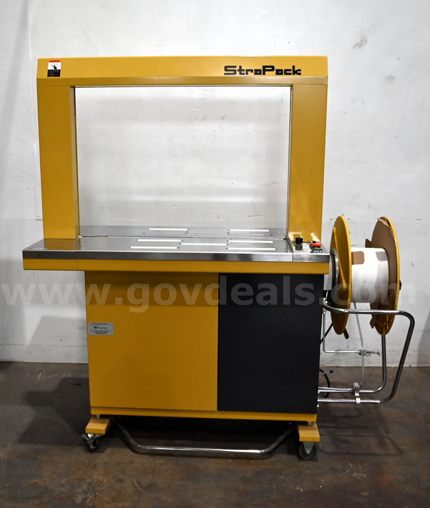StraPack RQ8000 Automatic Strapping Machine With (12) Boxes Of Strapping Band StraPack RQ8000 Government Surplus Auction - Photo #2