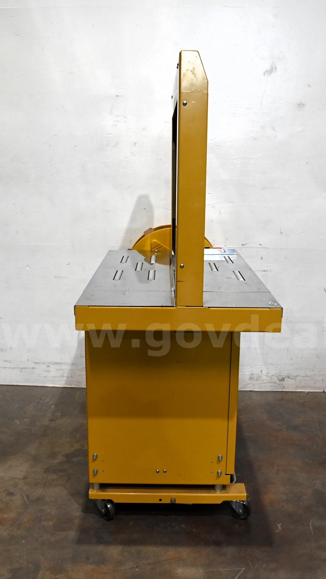 StraPack RQ8000 Automatic Strapping Machine With (12) Boxes Of Strapping Band StraPack RQ8000 Government Surplus Auction - Photo #5
