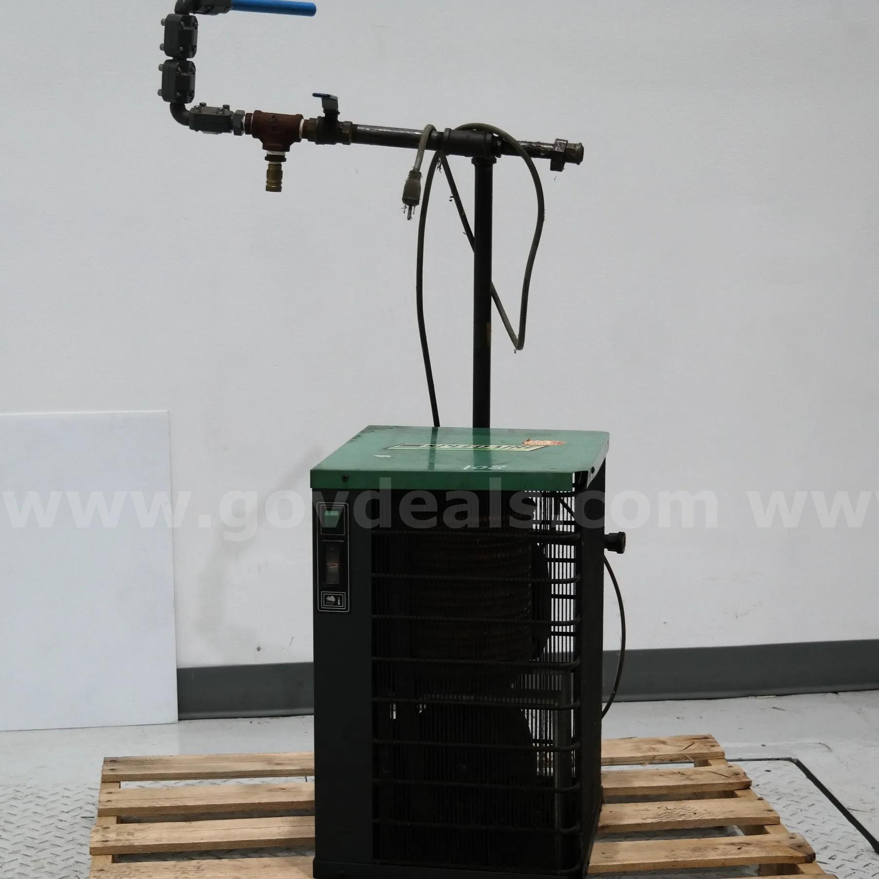 Speedaire Non-Cycling Refrigerated Compressed Air Dryer Speedaire 3YA52 Government Surplus Auction - Photo #2