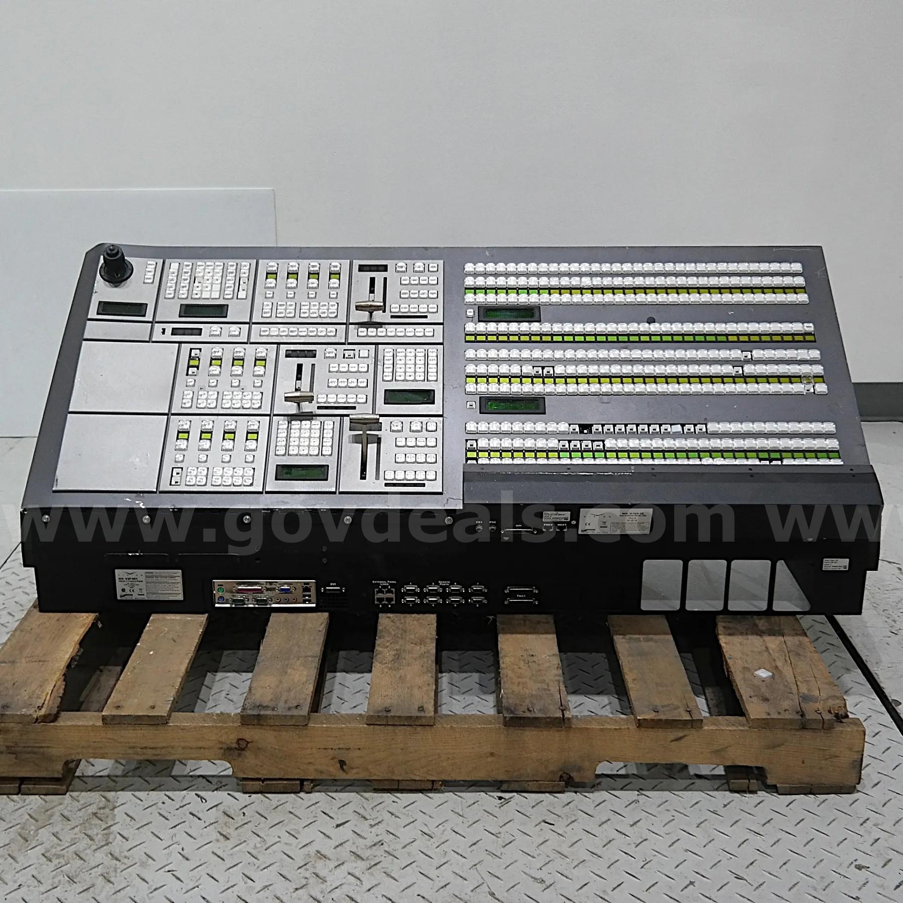 Ross Vision V3P-001 Production Control Panel W/ V-159-32 Aux Control Ross 001 Government Surplus Auction - Primary Photo