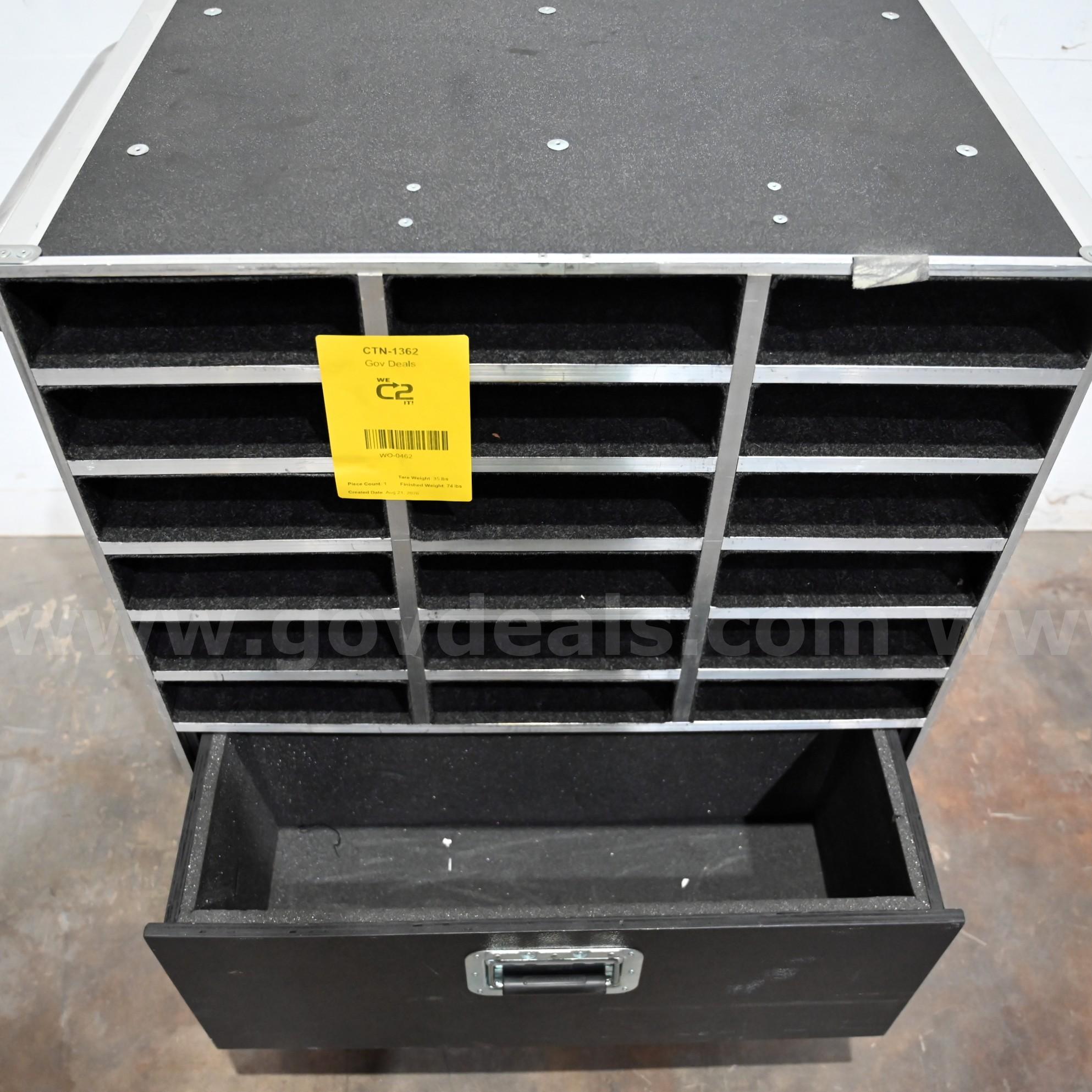 Viking Heavy-Duty ATA Flight Road Case Workbox Viking Cases  Government Surplus Auction - Photo #6