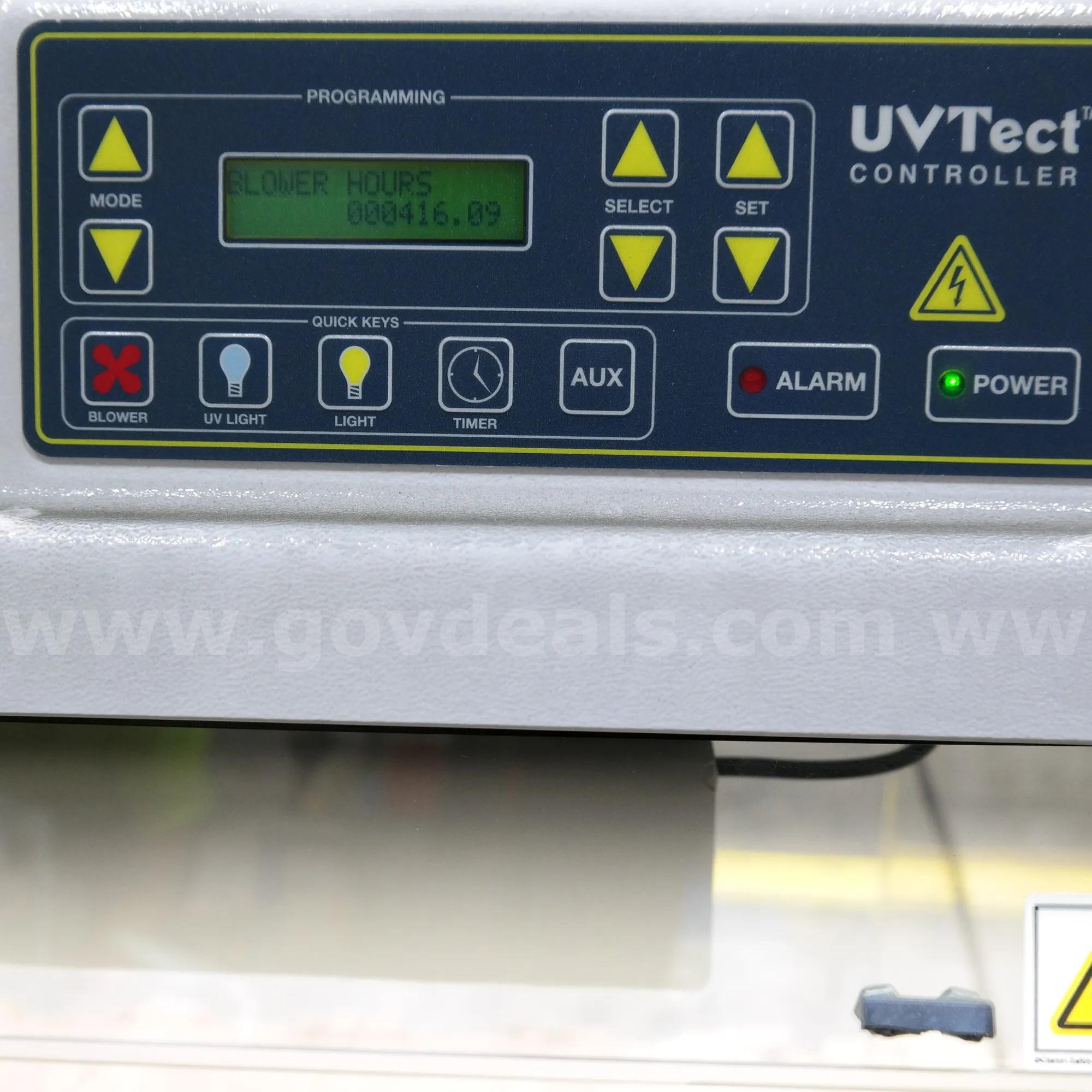 AirClean Systems AirClean 600 PCR Workstation AirClean 600 Government Surplus Auction - Photo #5