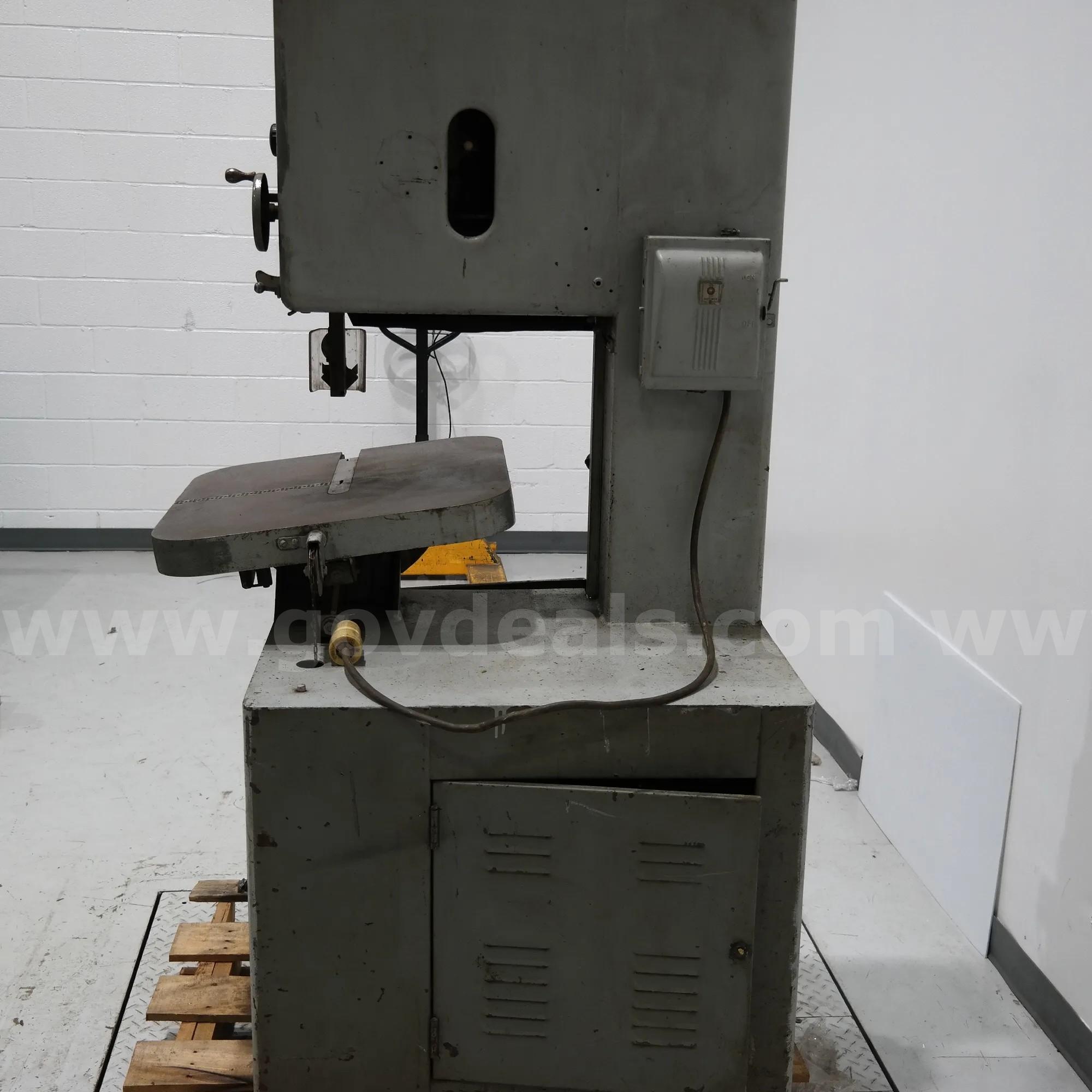 Grob Brothers 18" Vertical Band Saw (PARTS OR REPAIR) Grob Brothers NS18 Government Surplus Auction - Photo #5