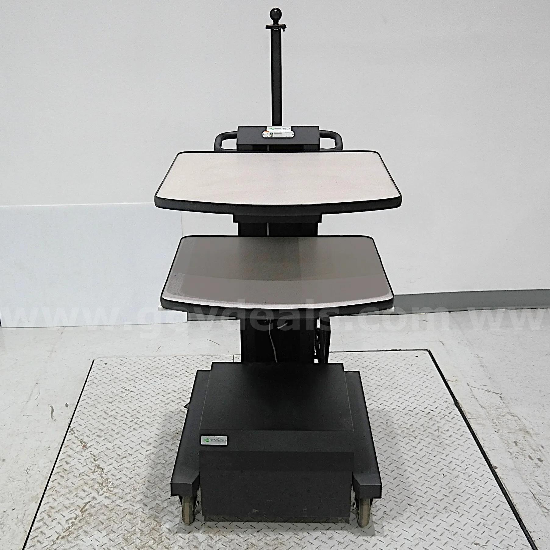 Newcastle Heavy Duty Rolling Workstation Cart w/ Xantrex Freedom HF 1000 Power