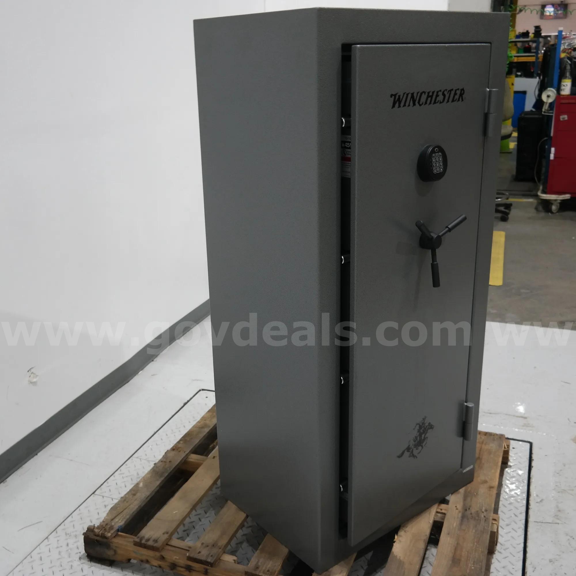 Winchester 20 Gun Digital Gun Safe, Fire-Resistant Winchester TS-19-11 Government Surplus Auction - Photo #4