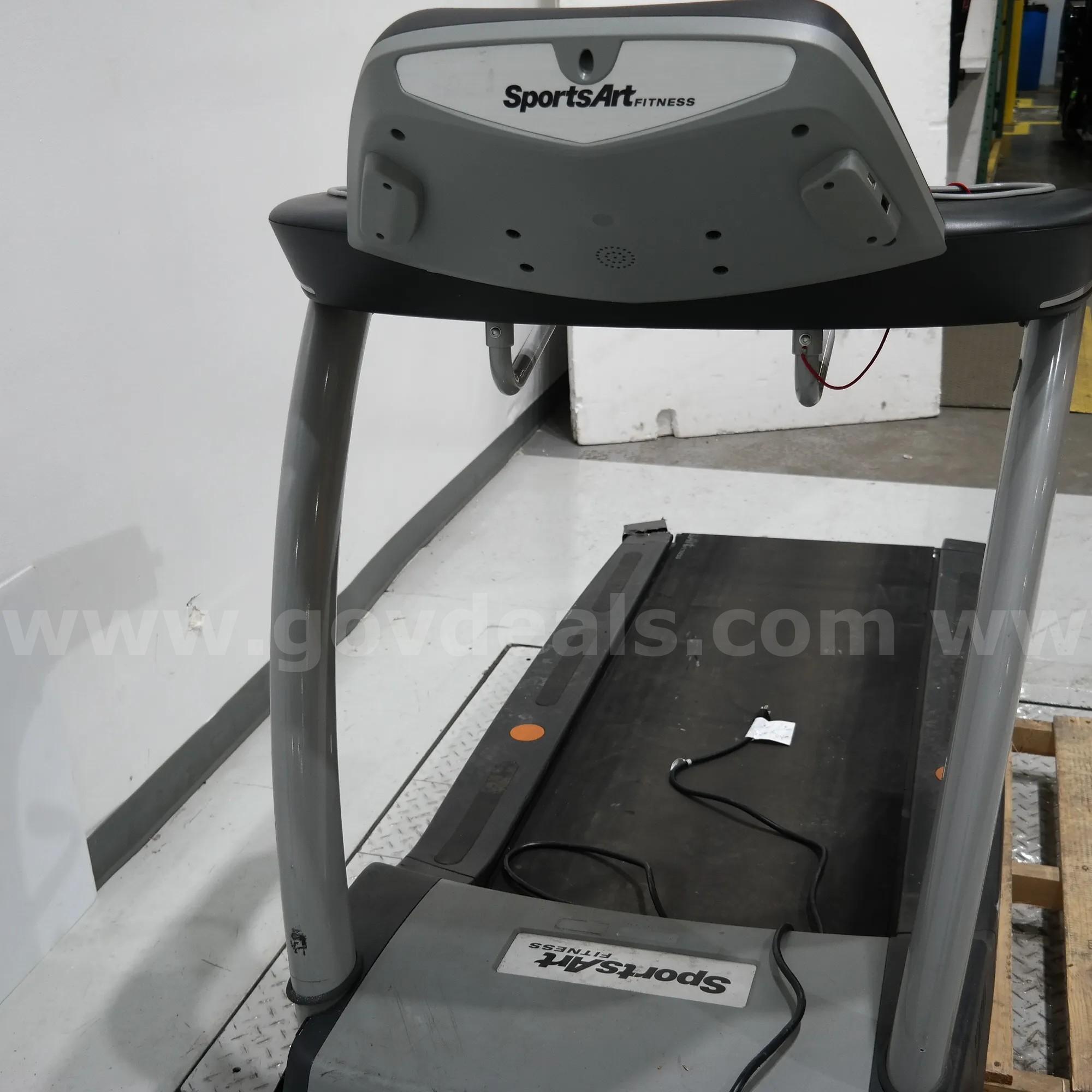 SportsArt Fitness Treadmill Commercial-Grade Used Cardio Machine SportsArt Fitness T652 Government Surplus Auction - Photo #4