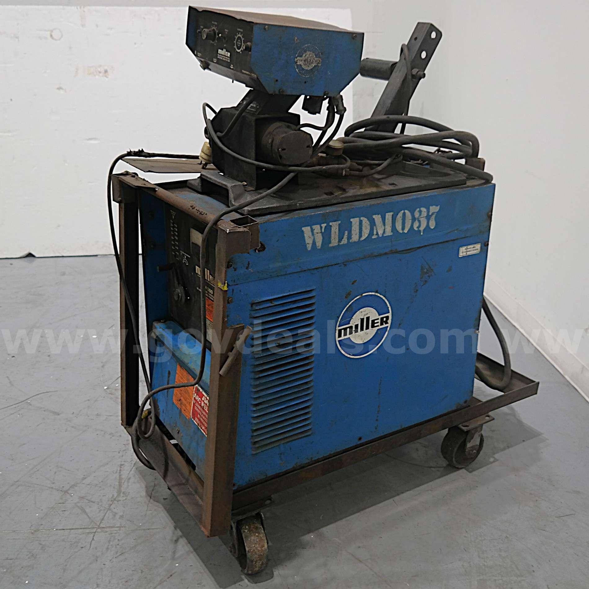 Miller Constant Potential DC ARC Welding Power Source Miller CP-300 Government Surplus Auction - Photo #5