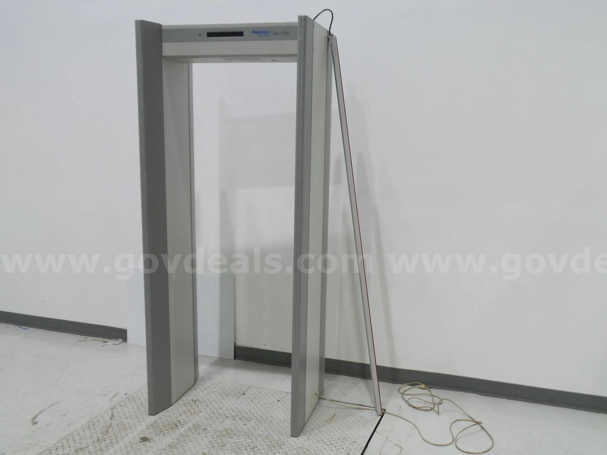 Rapiscan Systems Metor 200 Walk-Through Metal Detector