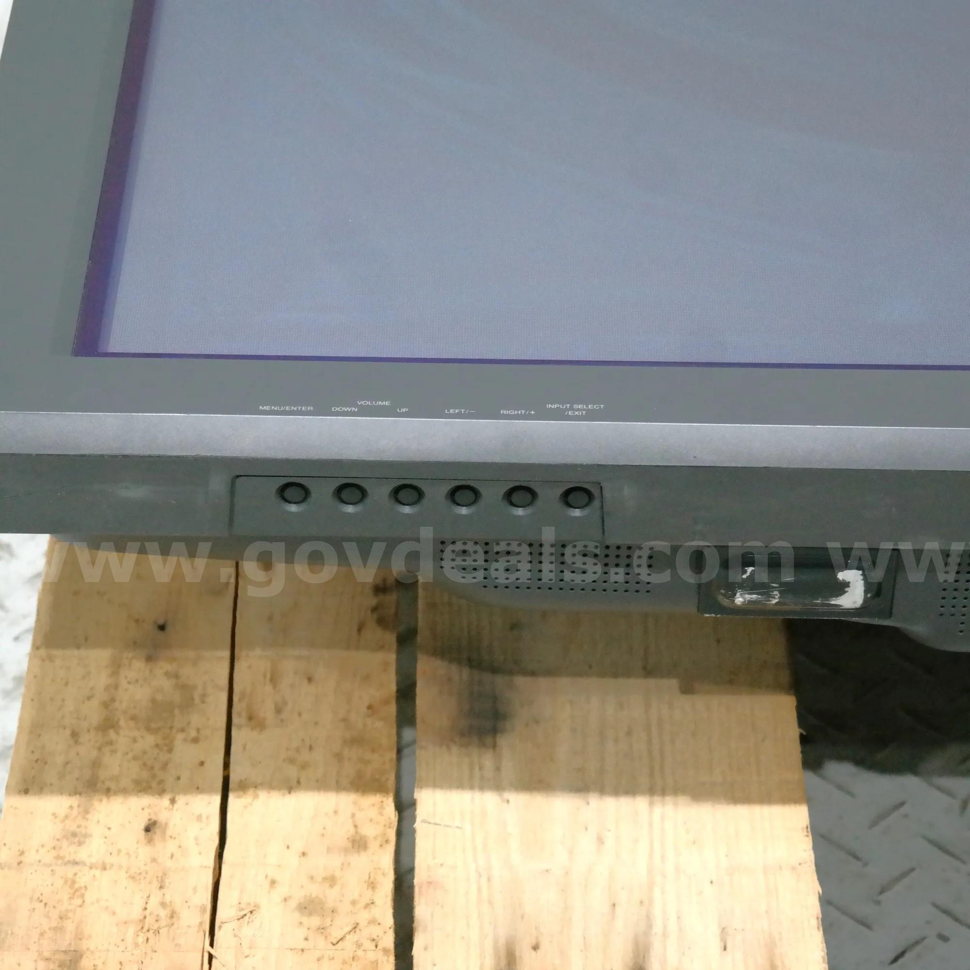 NEC 61" PlasmaSync Plasma Monitor W/ Wall Mount NEC PX-61XM3A Government Surplus Auction - Photo #5