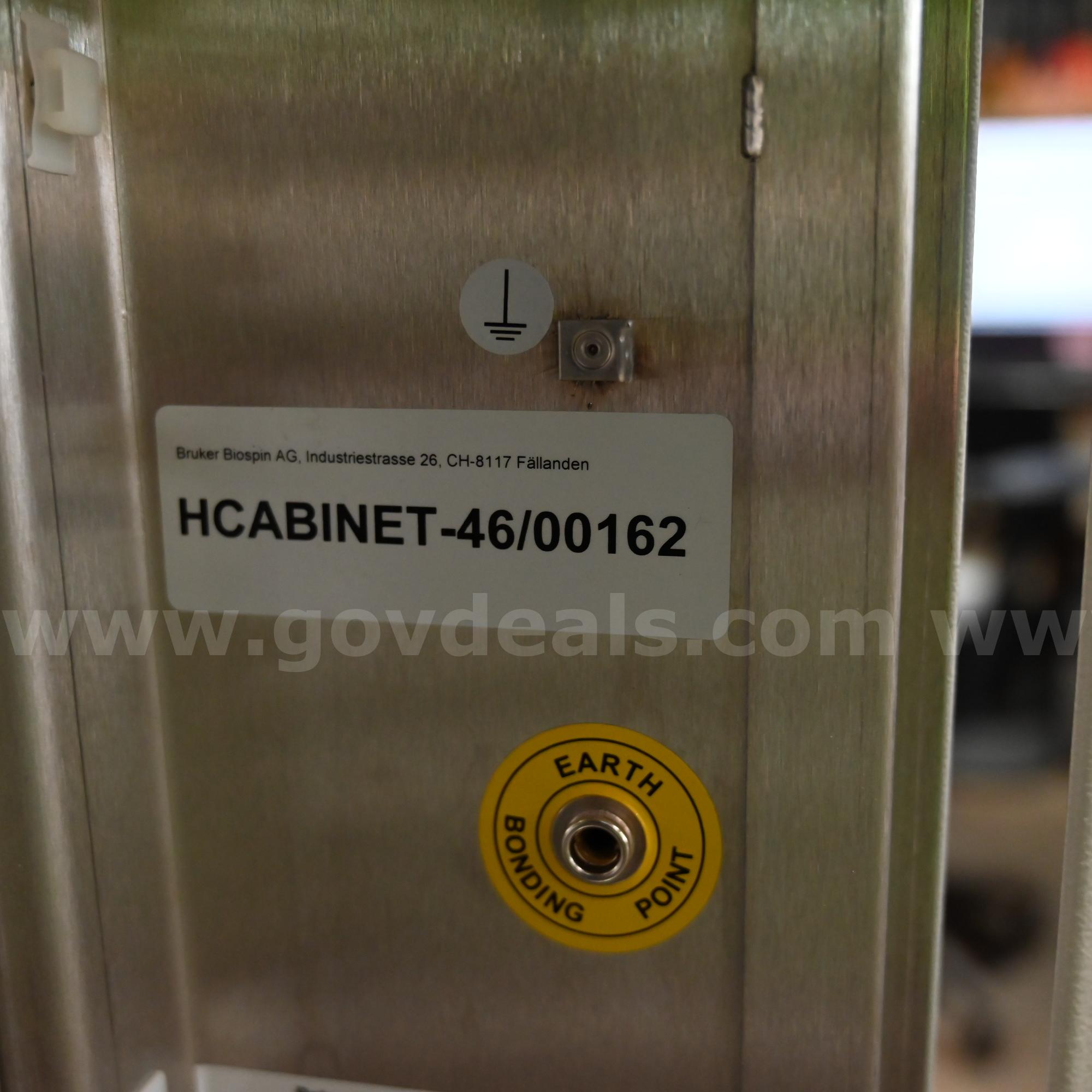 Bruker AVANCE III 2-Bay electronic console Bruker AVANCEIII 2BAY 16A Government Surplus Auction - Photo #2