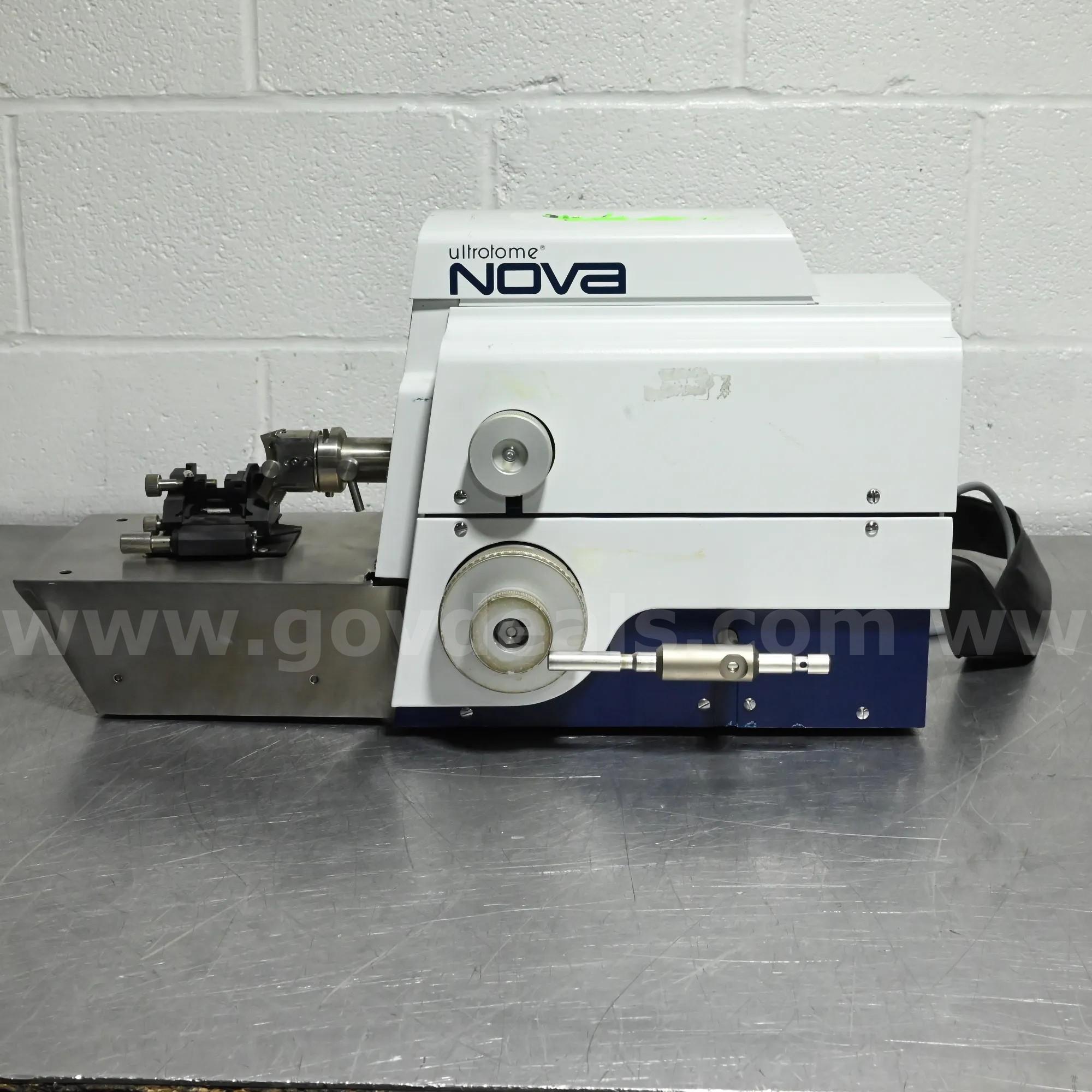 LKB Ultrotome Nova Ultramicrotome EM Sectioning Instrument Lab Equipment LKB Ultrotome Nova Government Surplus Auction - Photo #2