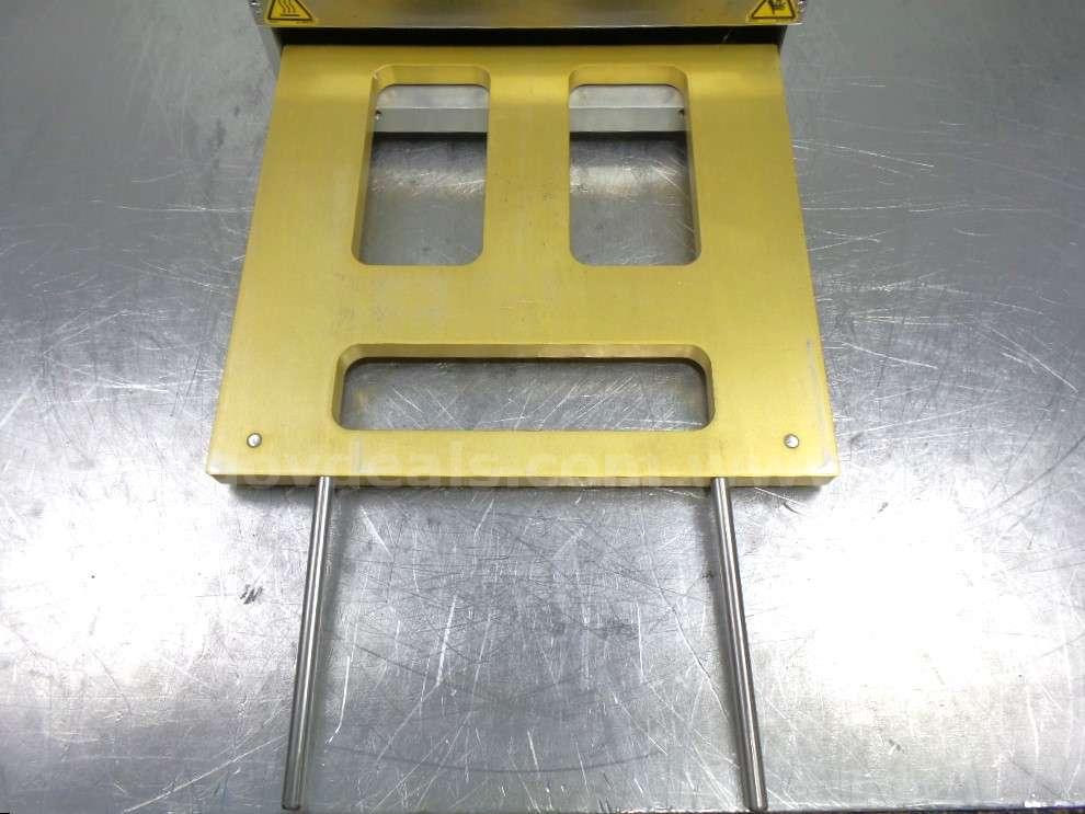 Omnicell AutoGen Automated Heat Sealer With 2 Paddles Omnicell AutoGen Government Surplus Auction - Photo #3