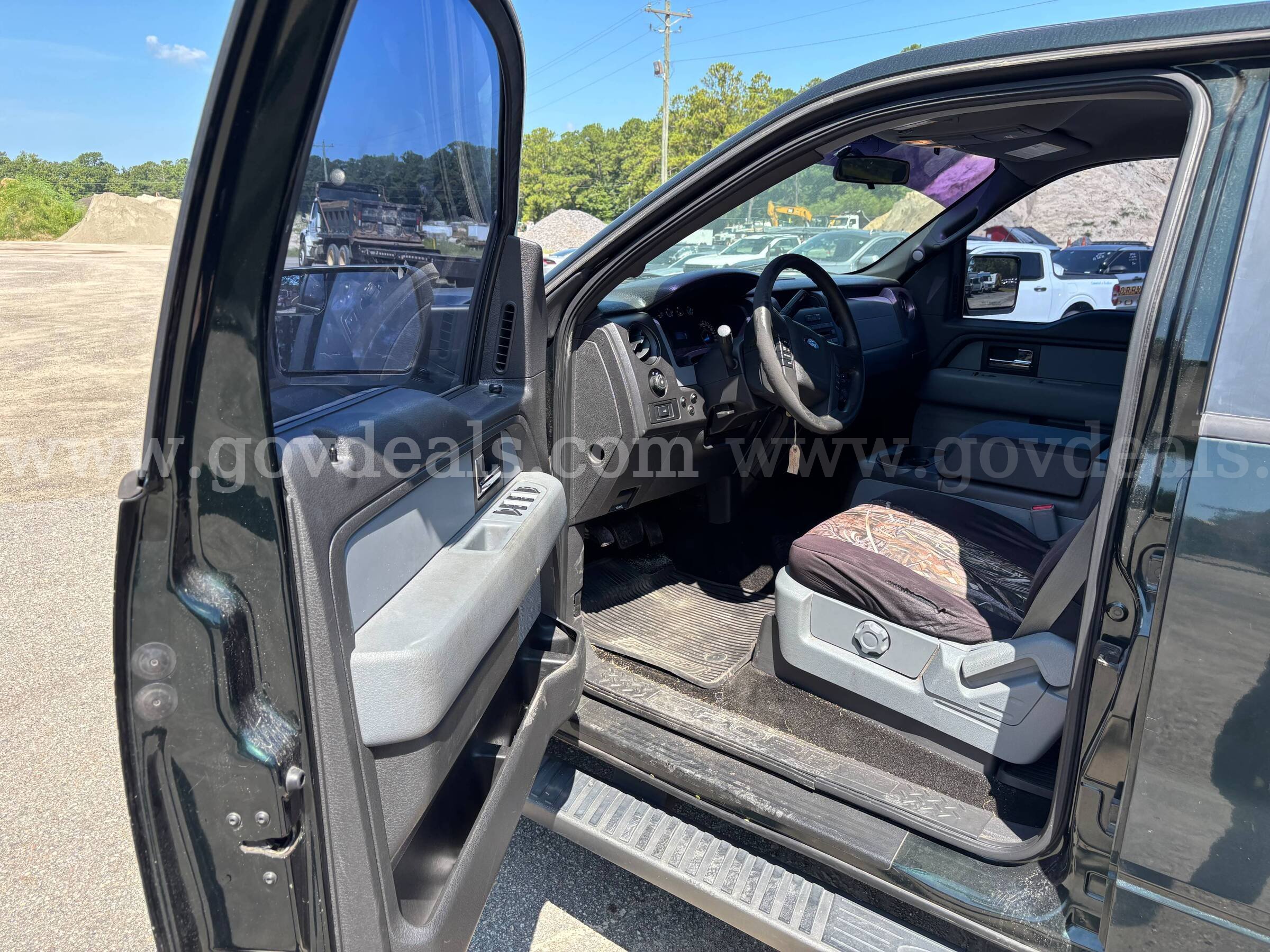 2014 Ford F-150 Ford F-150 Government Surplus Auction - Photo #4