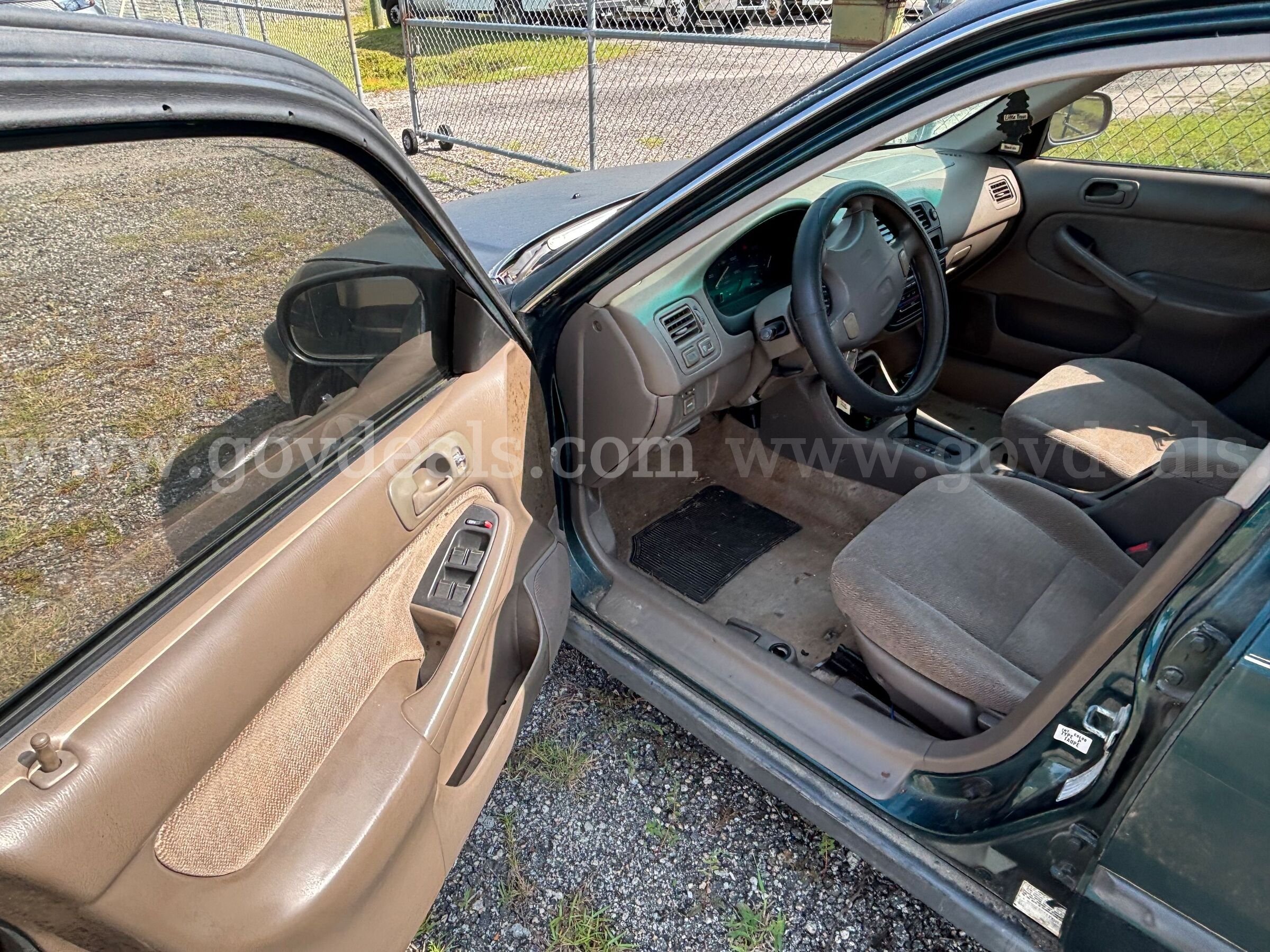 1999 Honda Civic Honda Civic Government Surplus Auction - Photo #5