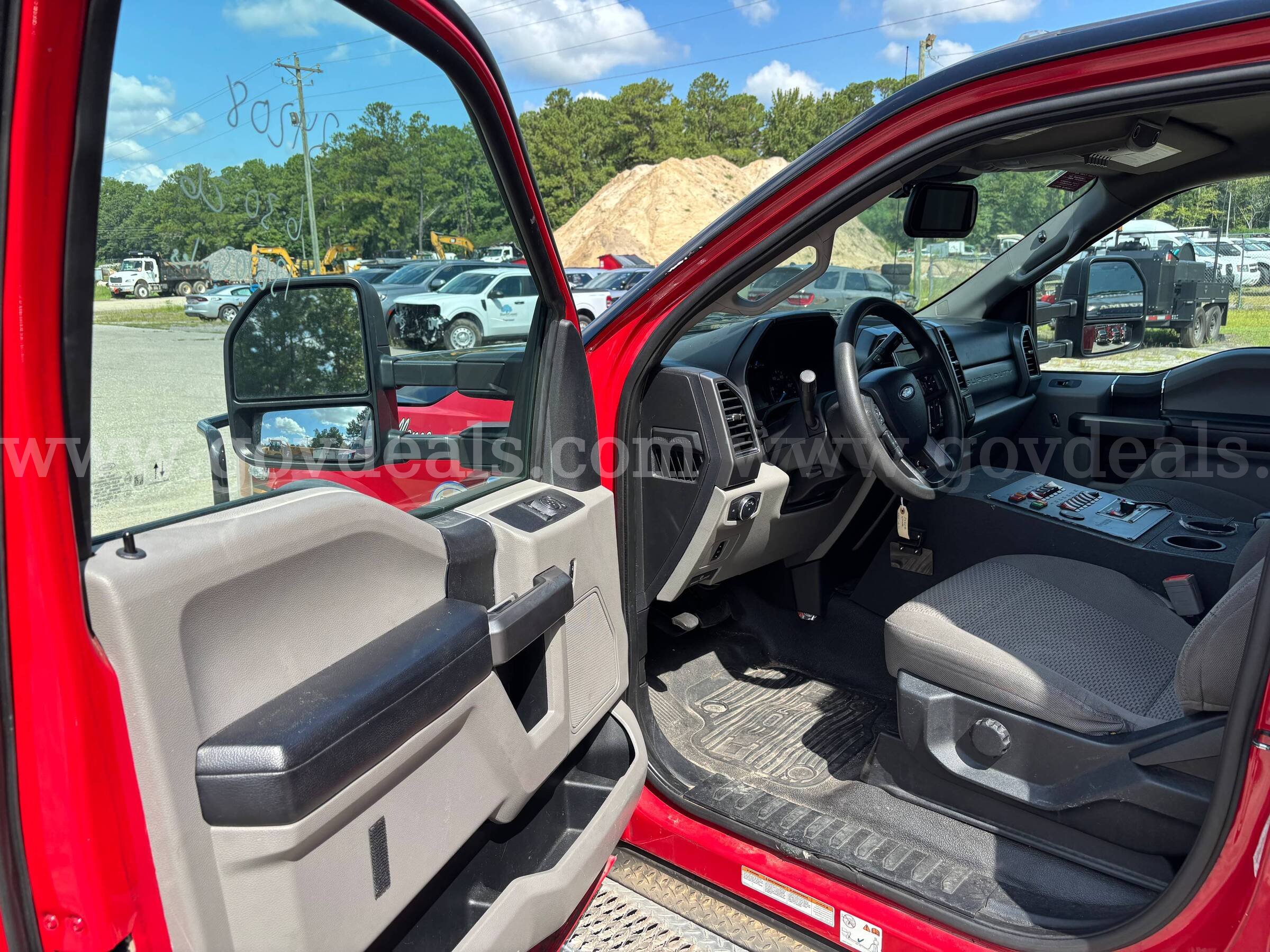 2020 Ford F-450 Ford F-450 Government Surplus Auction - Photo #4