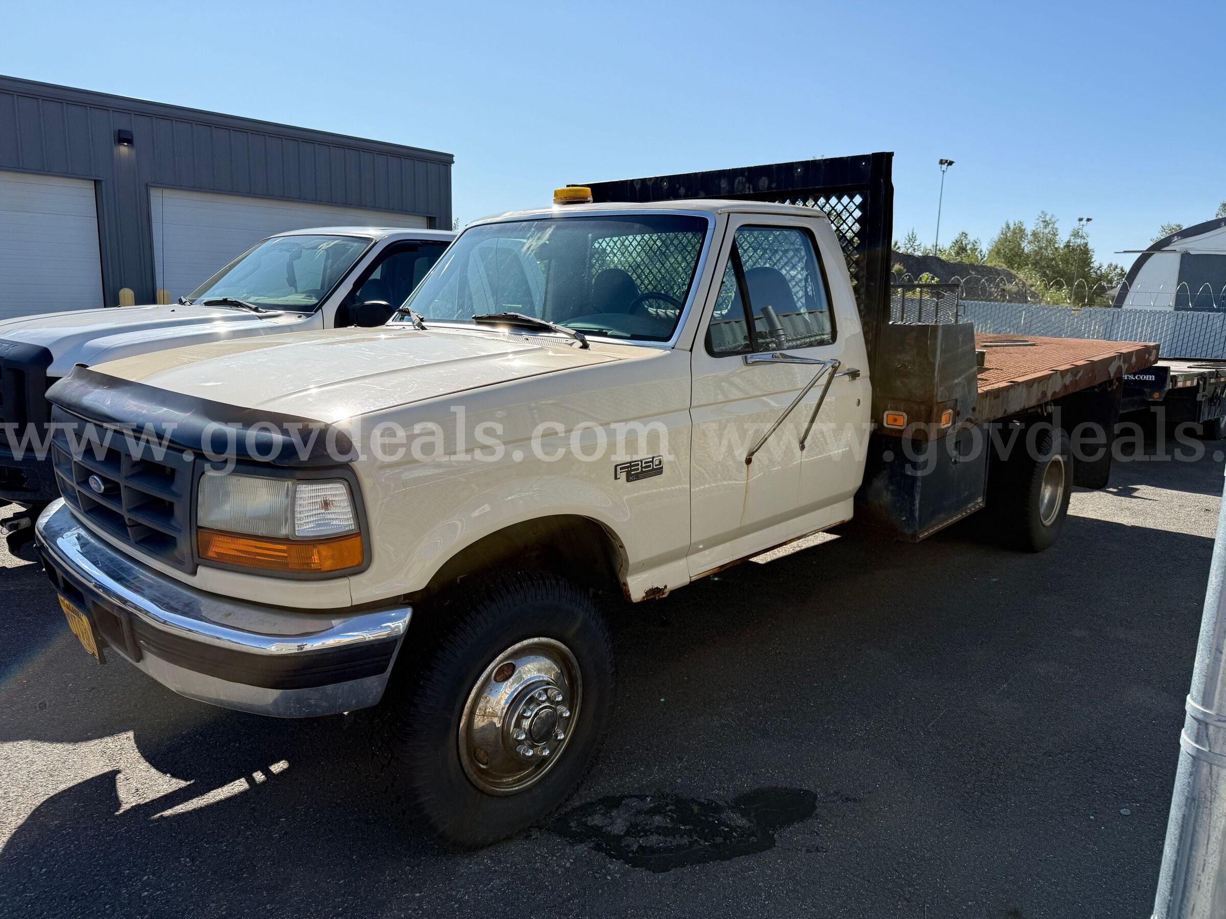 1997 Ford F-350 Flatbed Ford F-350 Government Surplus Auction - Primary Photo