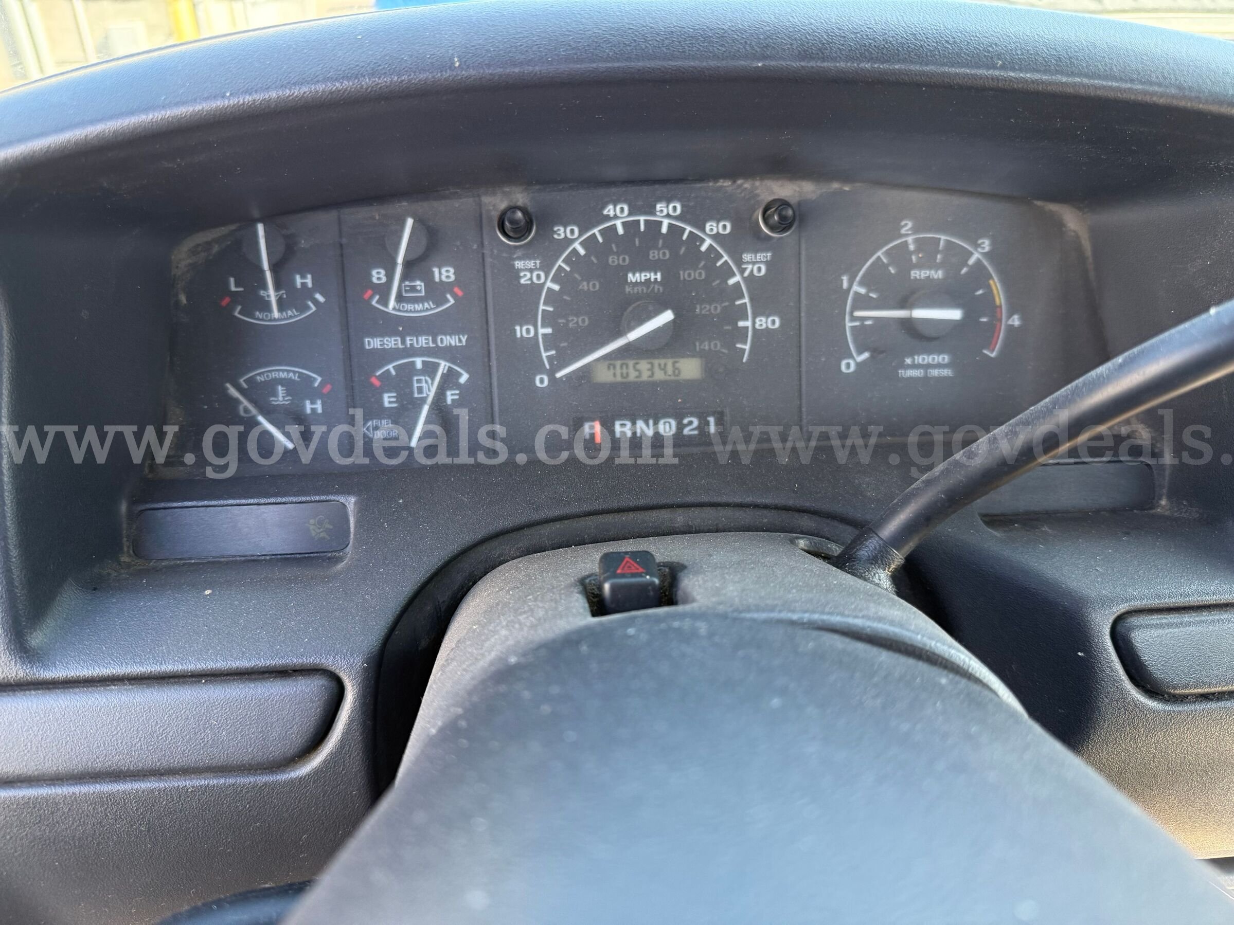 1997 Ford F-350 Flatbed Ford F-350 Government Surplus Auction - Photo #4