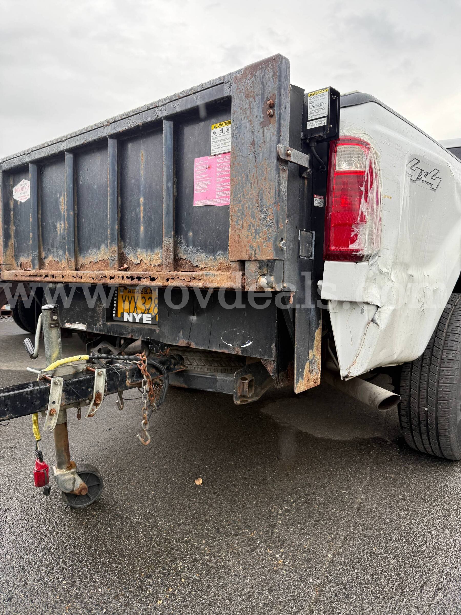 2008 Ford F-250 SD XL SuperCab Long Bed 4WD pickup Ford F-250 Government Surplus Auction - Photo #4