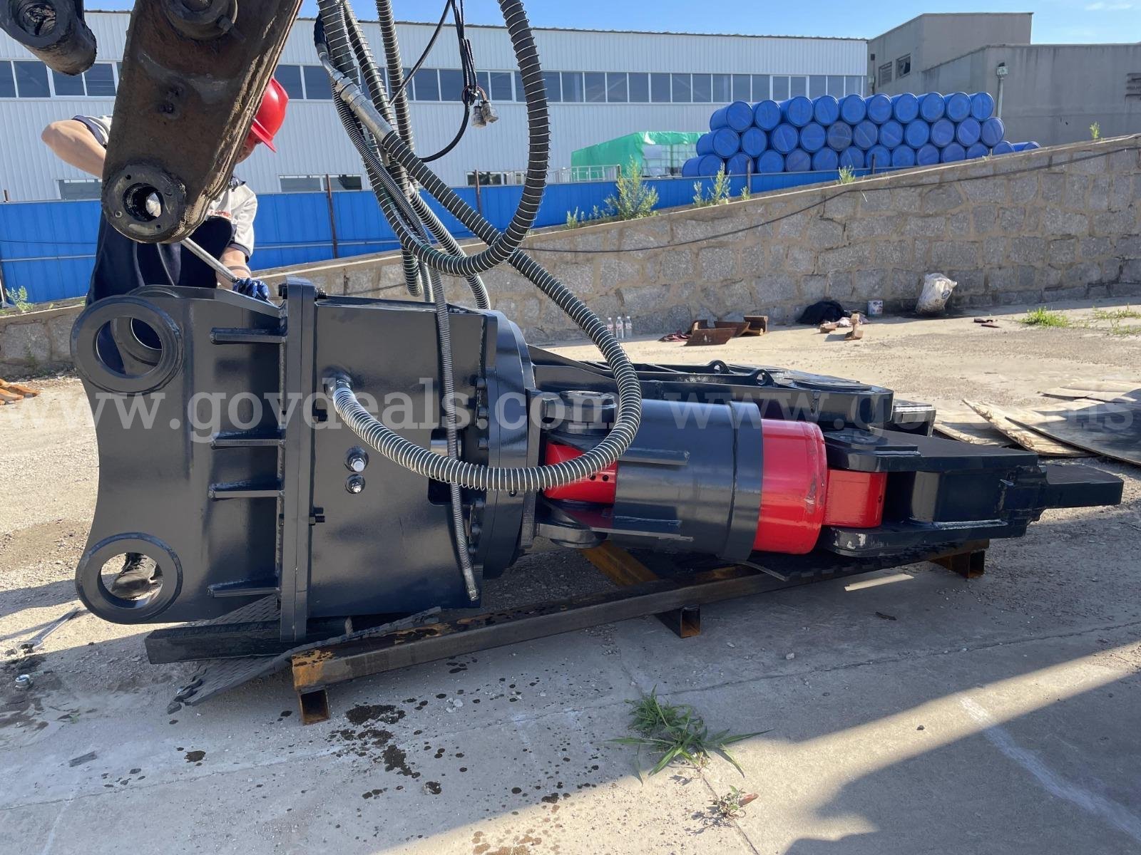 HB Heavy MS100 Hydraulic Demolition Rotating Shear (New/Unused) HB Heavy MS100 Government Surplus Auction - Photo #3