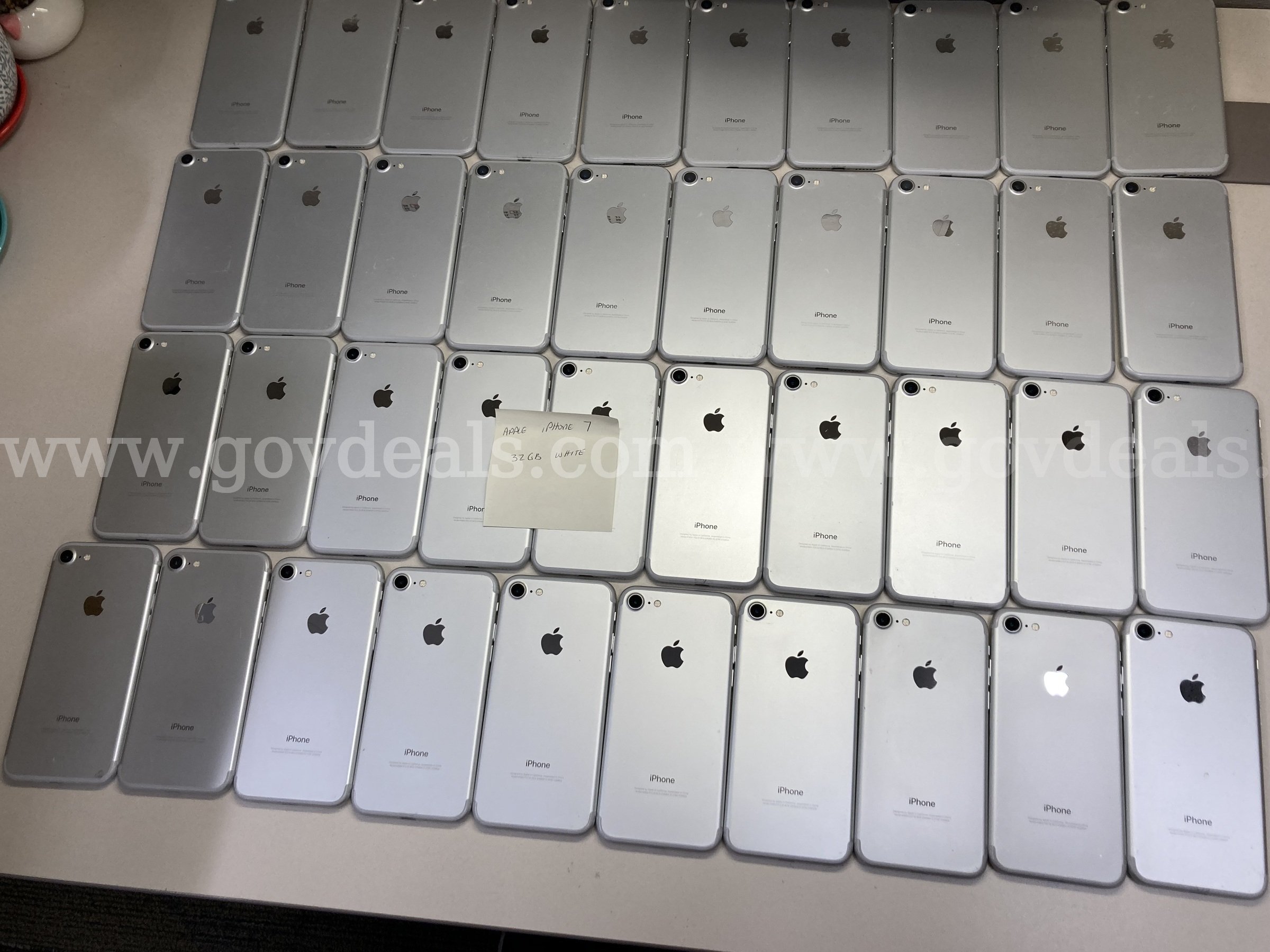 Lot of iPhones (58)