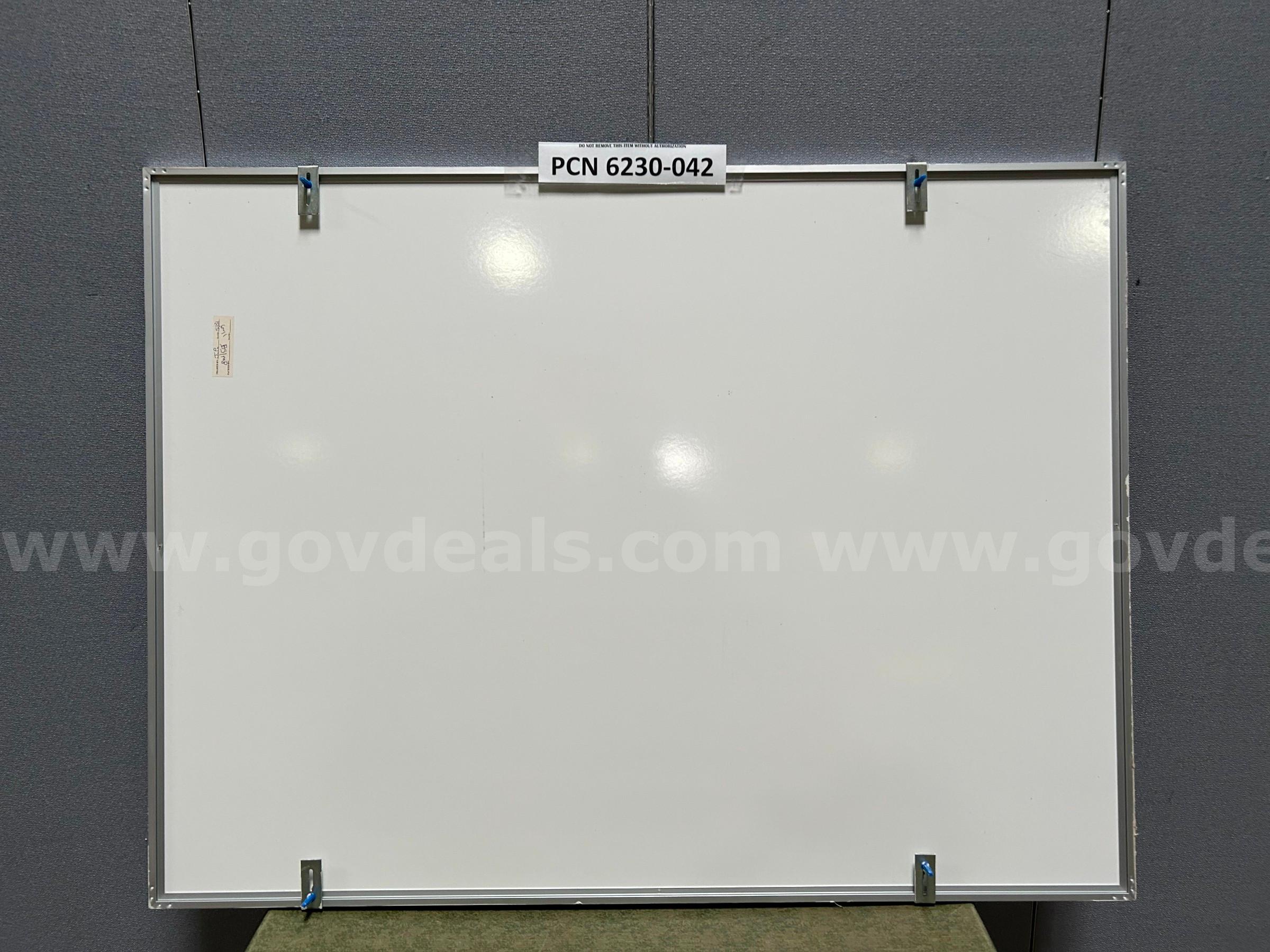 Board, Dry Erase, Metal Frame   Government Surplus Auction - Photo #2
