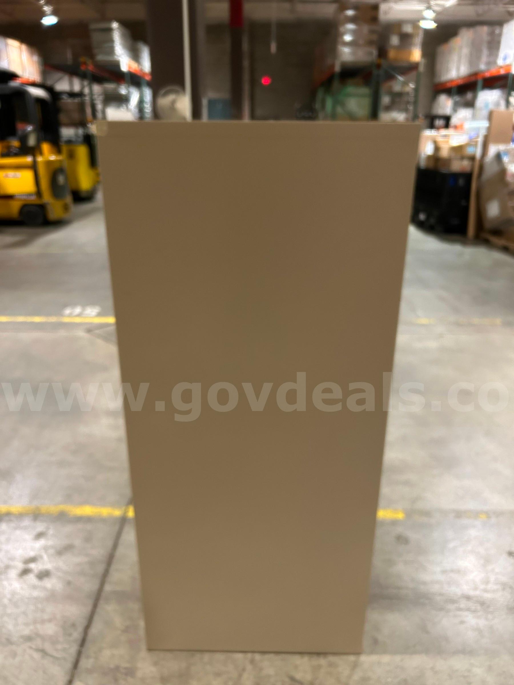 Filing Cabinet, 5-Drawers, Metal   Government Surplus Auction - Photo #2