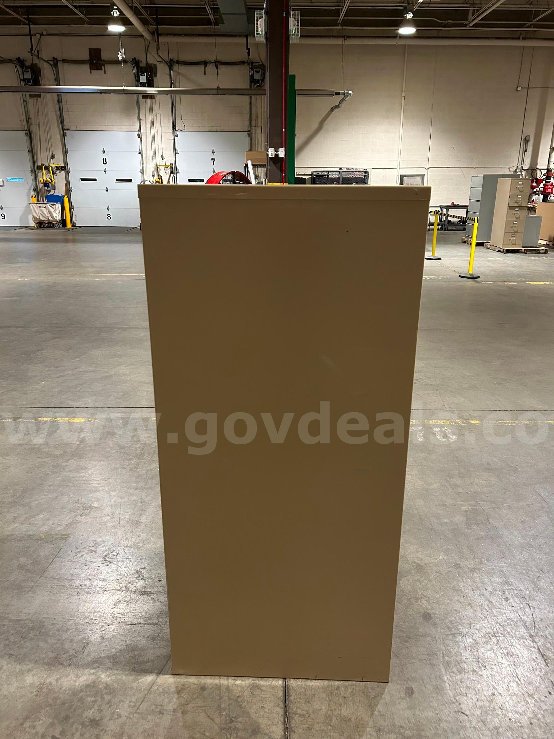 Filing Cabinet, 5-Drawers, Metal   Government Surplus Auction - Photo #4