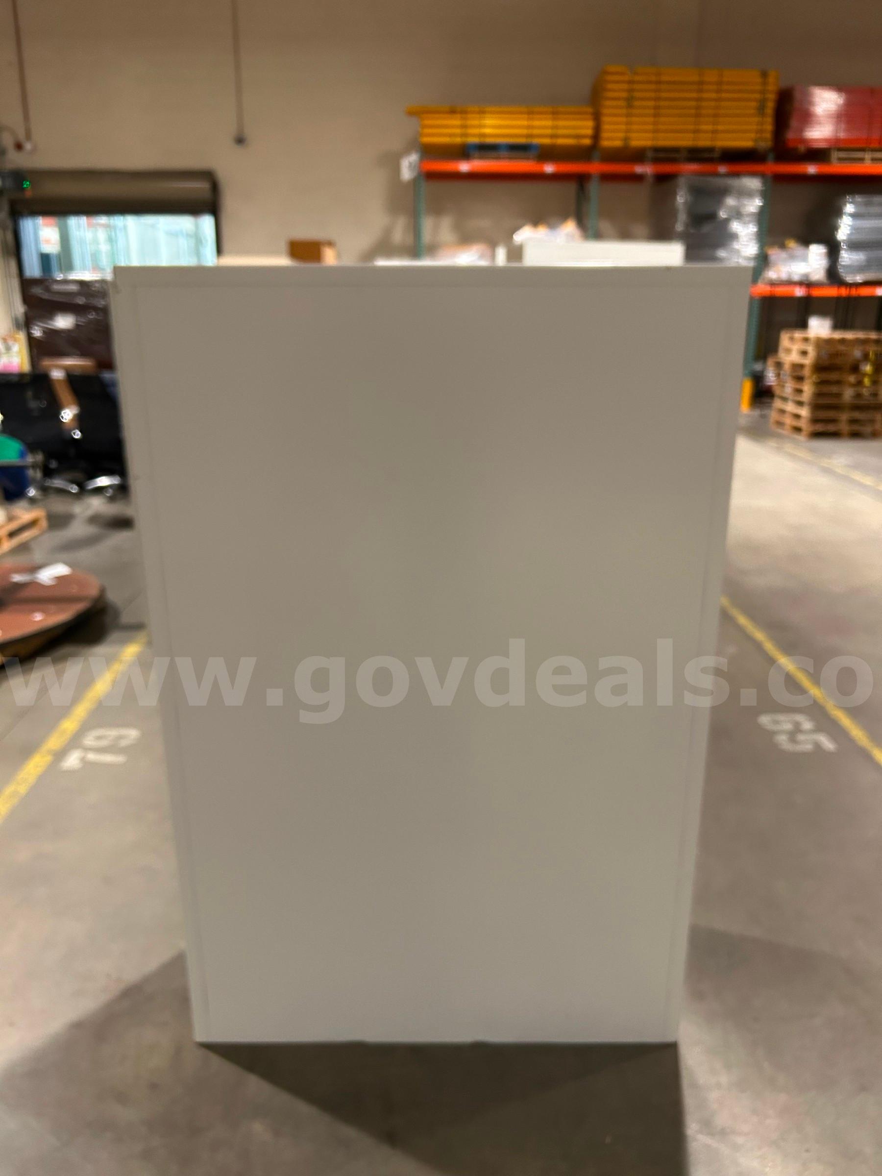 Filing Cabinet, 5-Drawers, Lateral, Metal   Government Surplus Auction - Photo #3