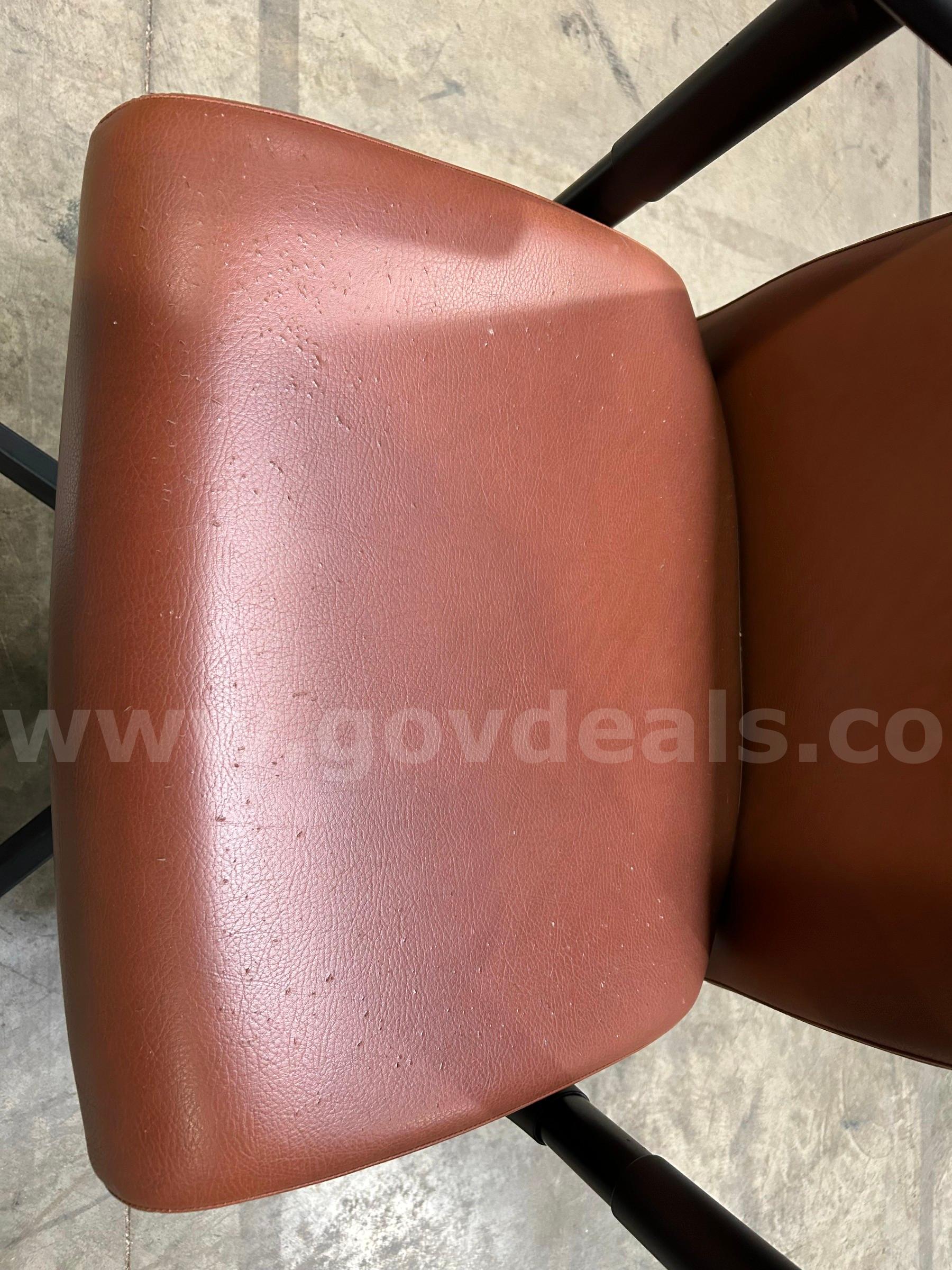 Computer Chair, Brown (worn spots on seat)   Government Surplus Auction - Photo #5
