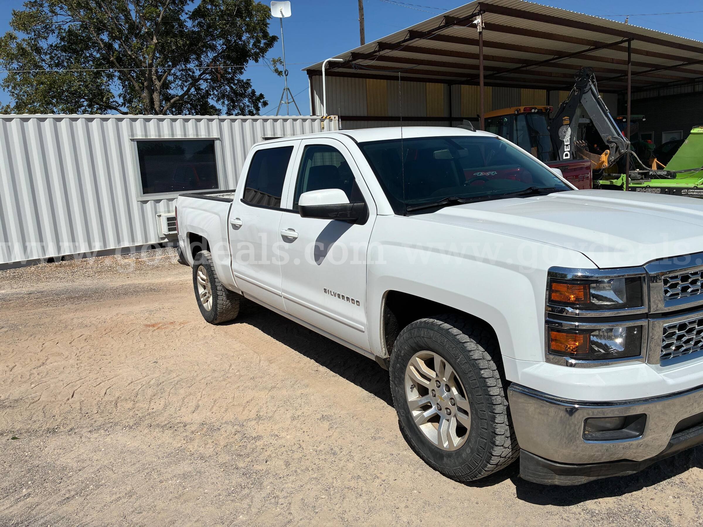 2015 Chevrolet Silverado 1500 LT Crew Cab 2WD Chevrolet Silverado Government Surplus Auction - Photo #2