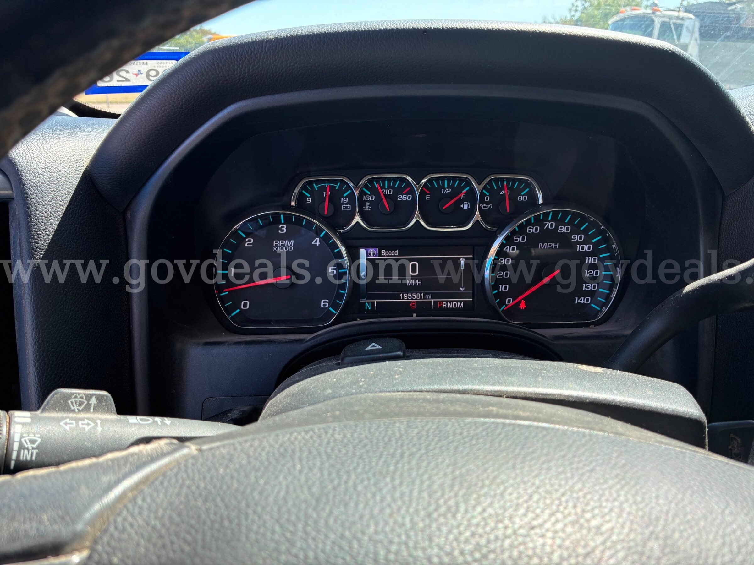 2015 Chevrolet Silverado 1500 LT Crew Cab 2WD Chevrolet Silverado Government Surplus Auction - Photo #5