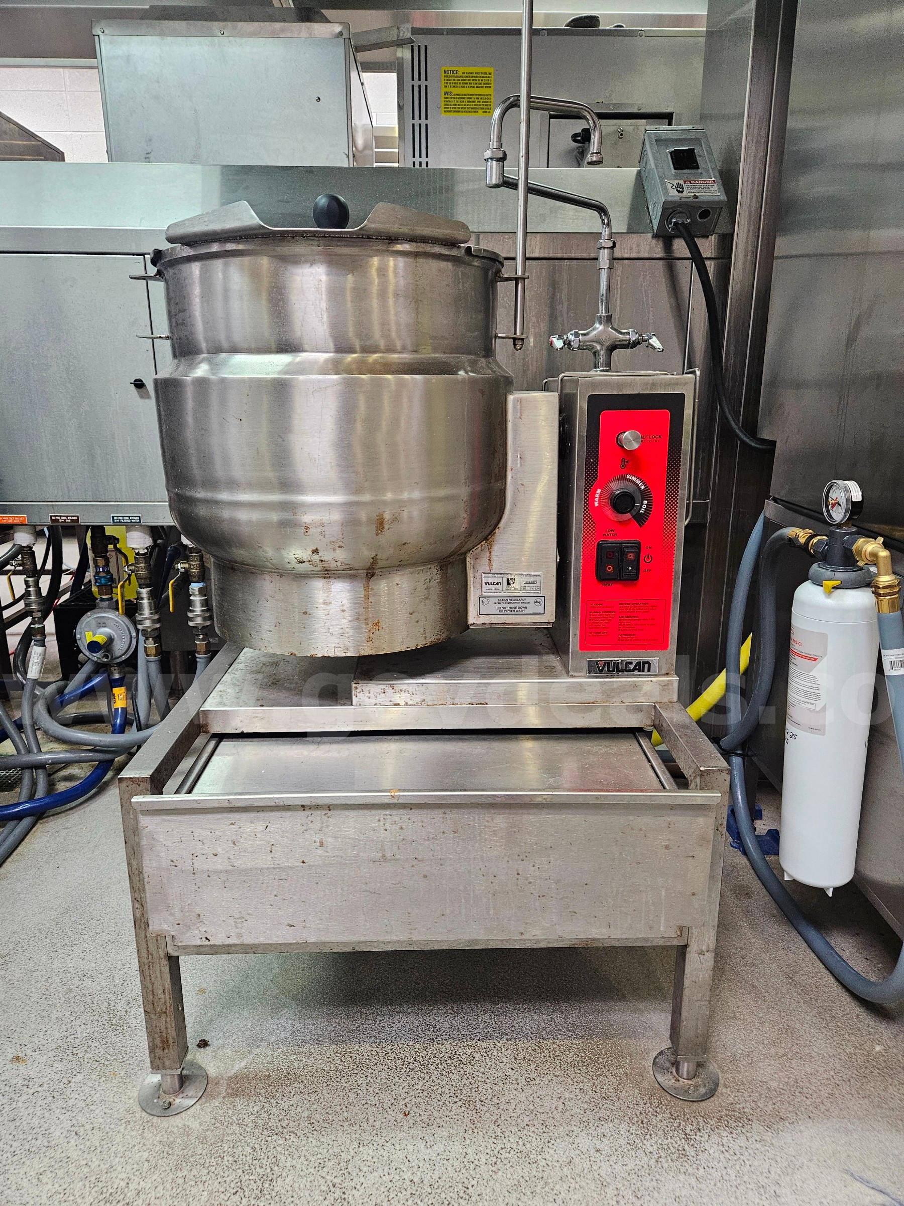 Vulcan Tilting Kettle Vulcan K12ETT Government Surplus Auction - Primary Photo