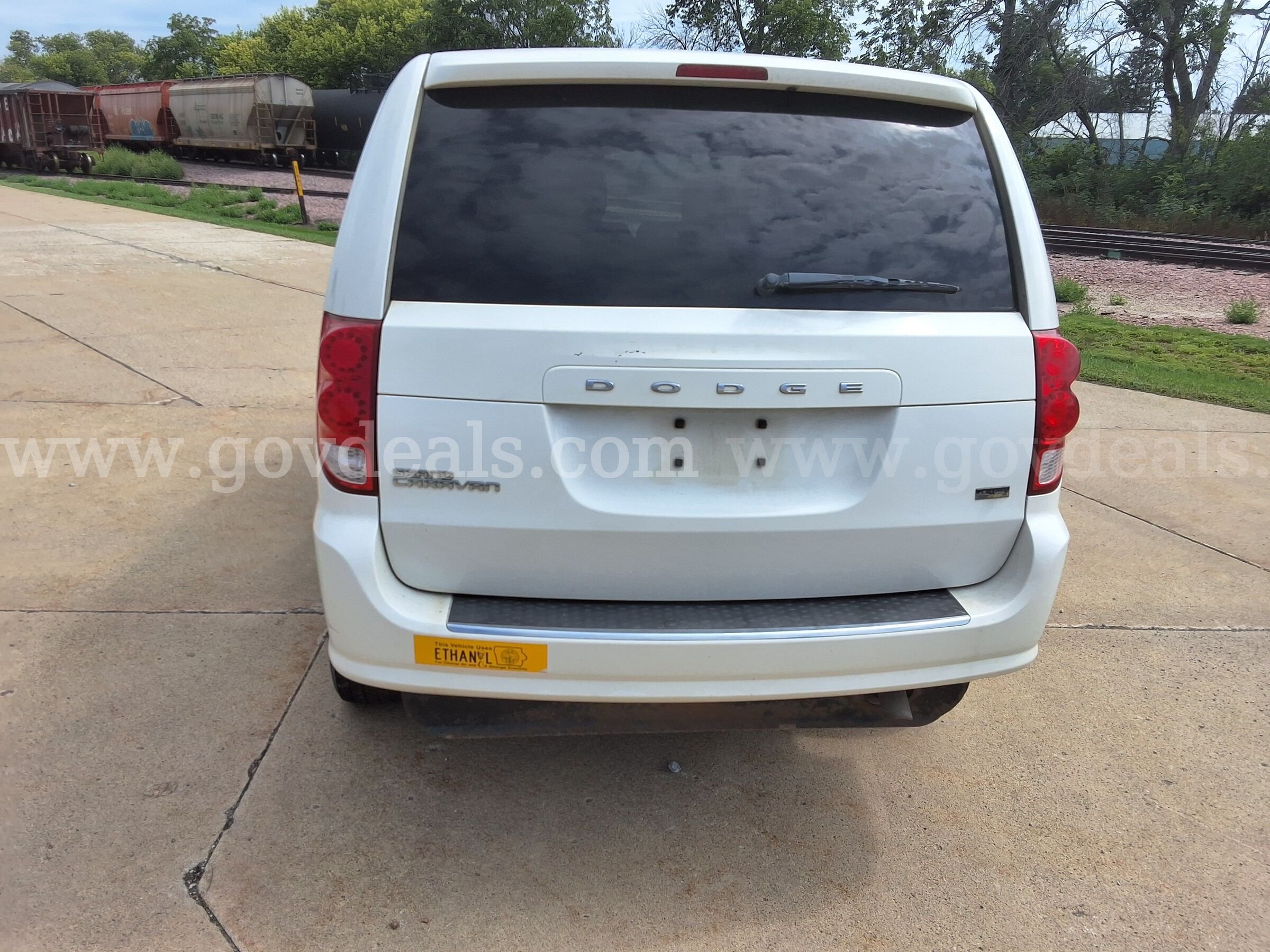 2012 Dodge Grand Caravan SE - used for Paratransit/Lift has been removed Dodge Grand Caravan Government Surplus Auction - Photo #3