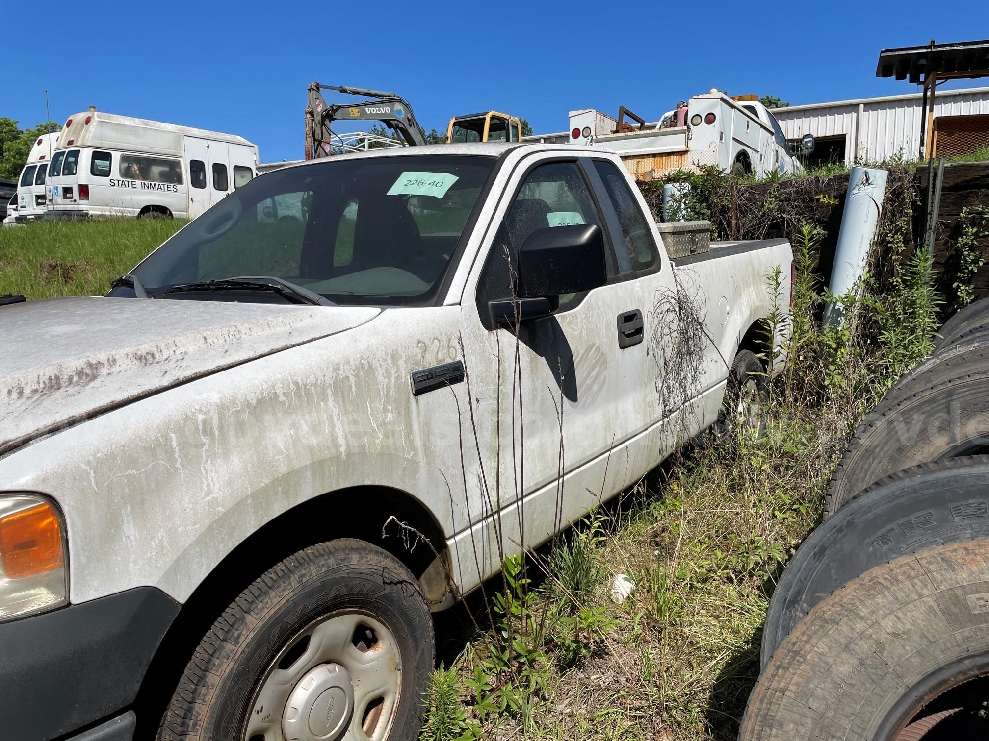 2007 FORD F150 Ford F150 Government Surplus Auction - Photo #3