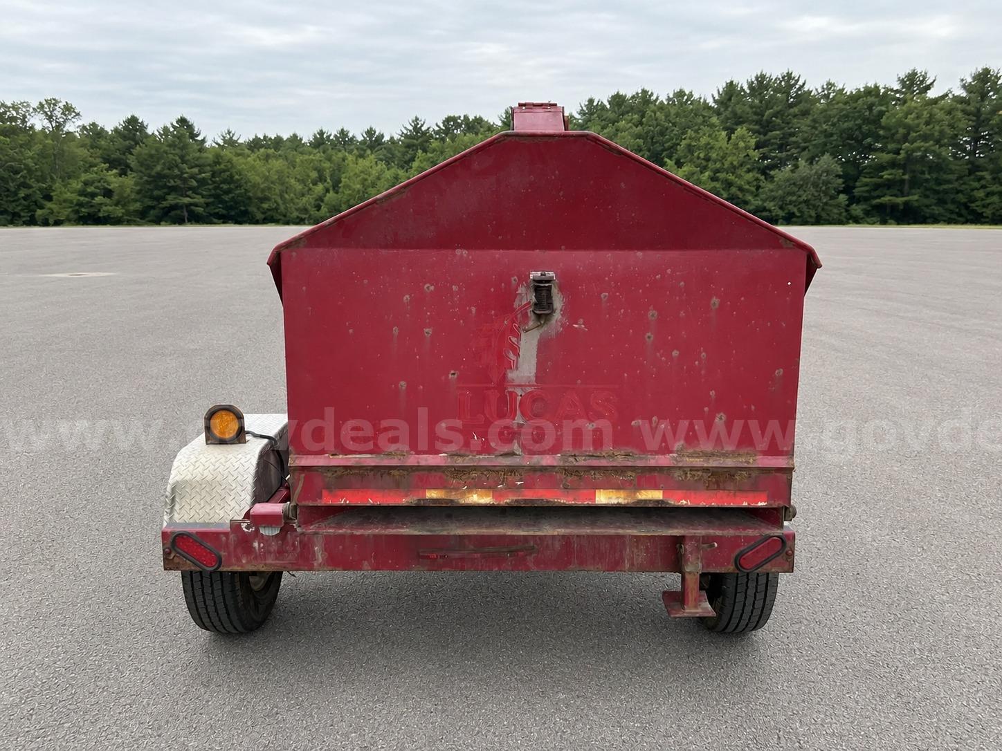 2019 Bandit Industries 1690 Wood Chipper Bandit Industries 1690 Government Surplus Auction - Photo #2