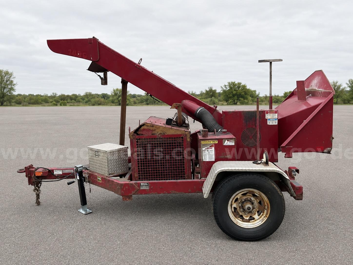 2019 Bandit Industries 1690 Wood Chipper Bandit Industries 1690 Government Surplus Auction - Photo #3