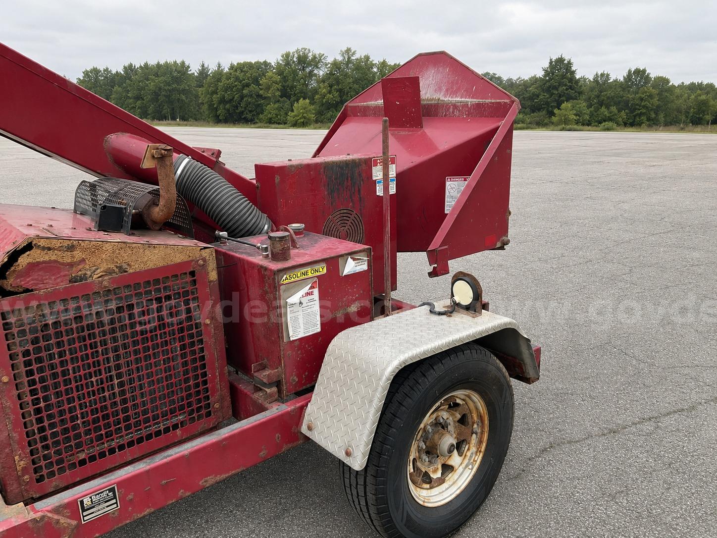 2019 Bandit Industries 1690 Wood Chipper Bandit Industries 1690 Government Surplus Auction - Photo #4