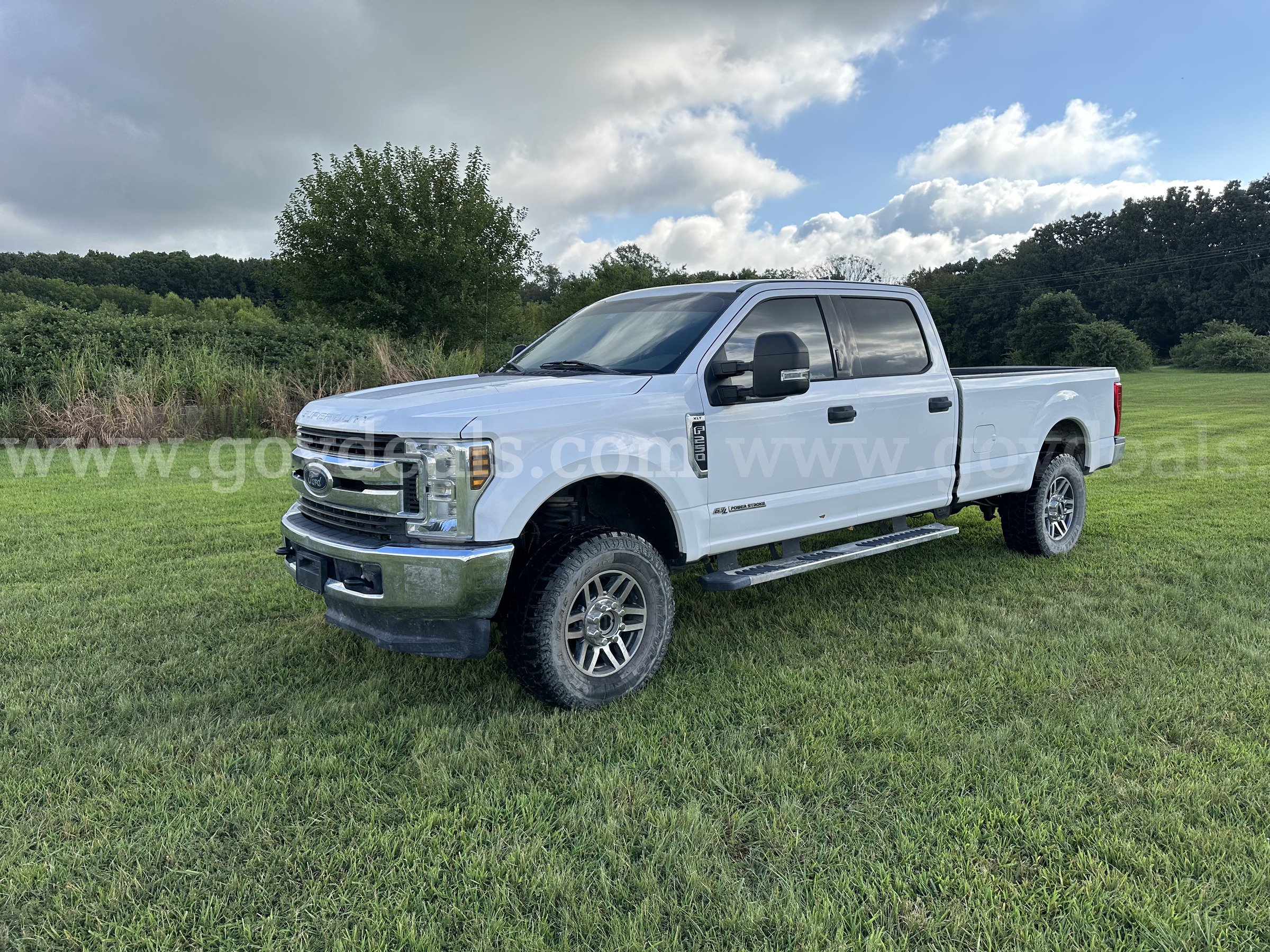 2018 Ford F-250 SD XLT 4x4 Crew Cab Pickup-Inoperable  ****RESERVE REDUCED****