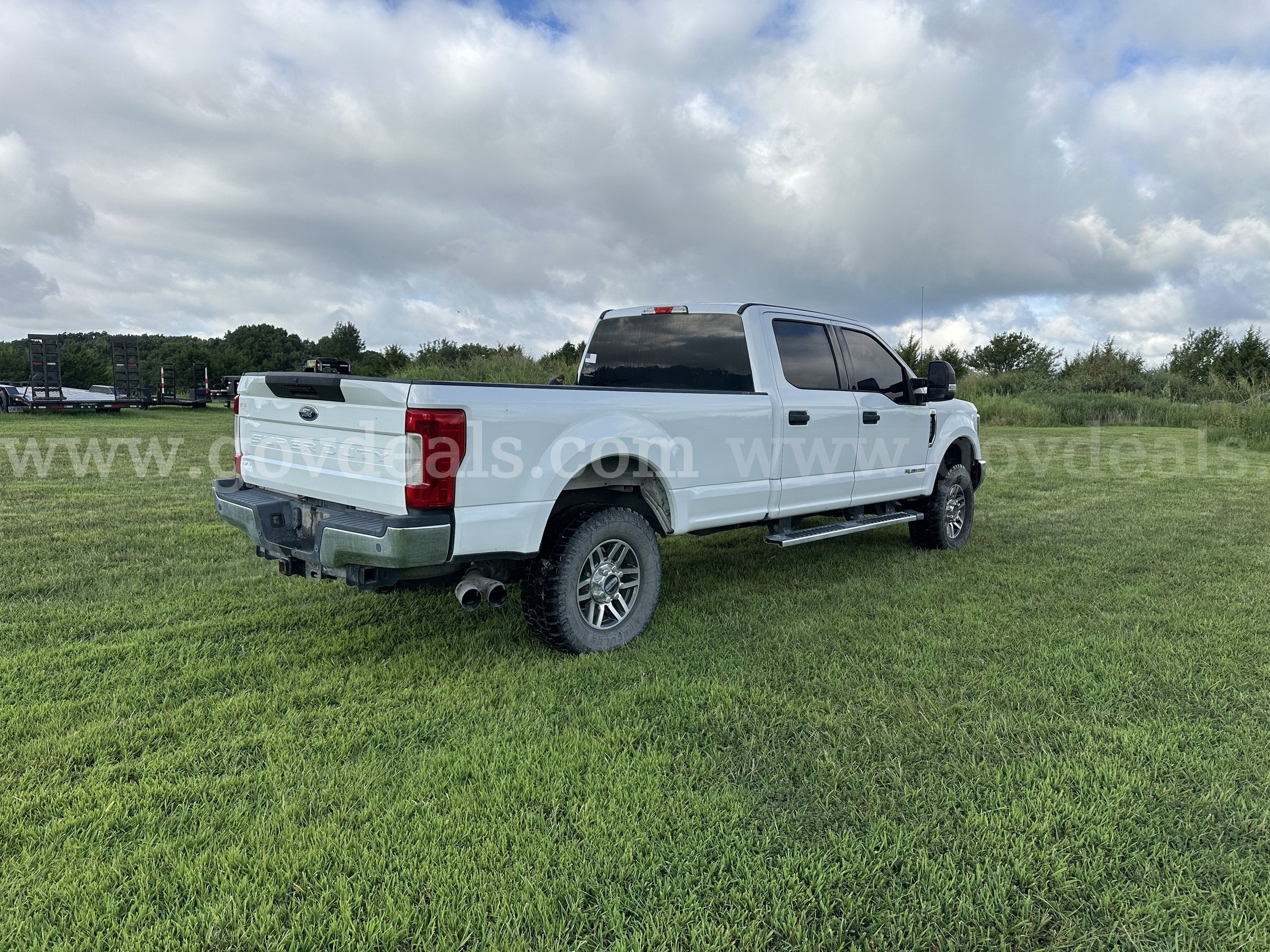 2018 Ford F-250 SD XLT 4x4 Crew Cab Pickup-Inoperable  ****RESERVE REDUCED**** Ford F-250 Government Surplus Auction - Photo #3