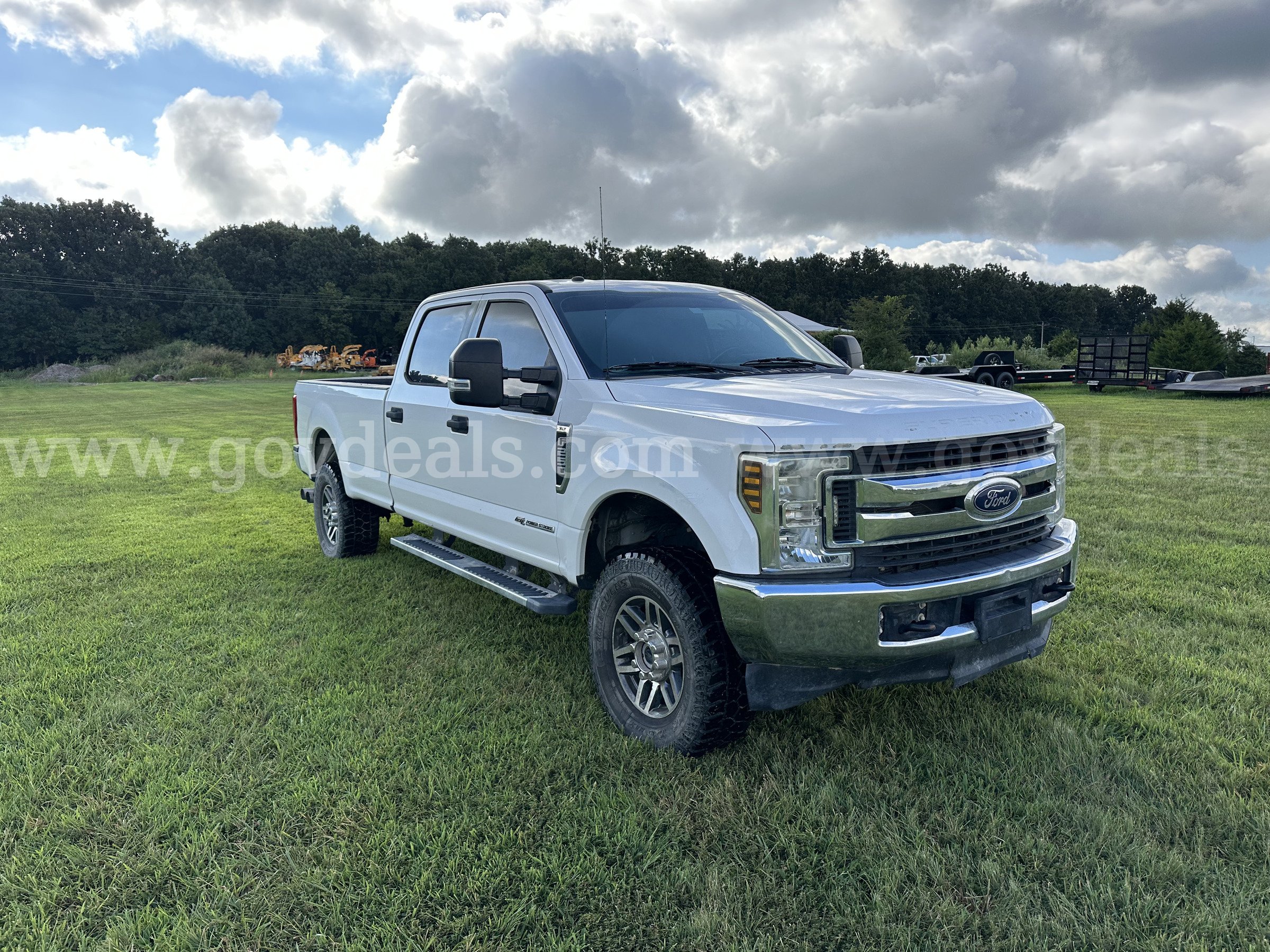 2018 Ford F-250 SD XLT 4x4 Crew Cab Pickup-Inoperable  ****RESERVE REDUCED**** Ford F-250 Government Surplus Auction - Photo #4