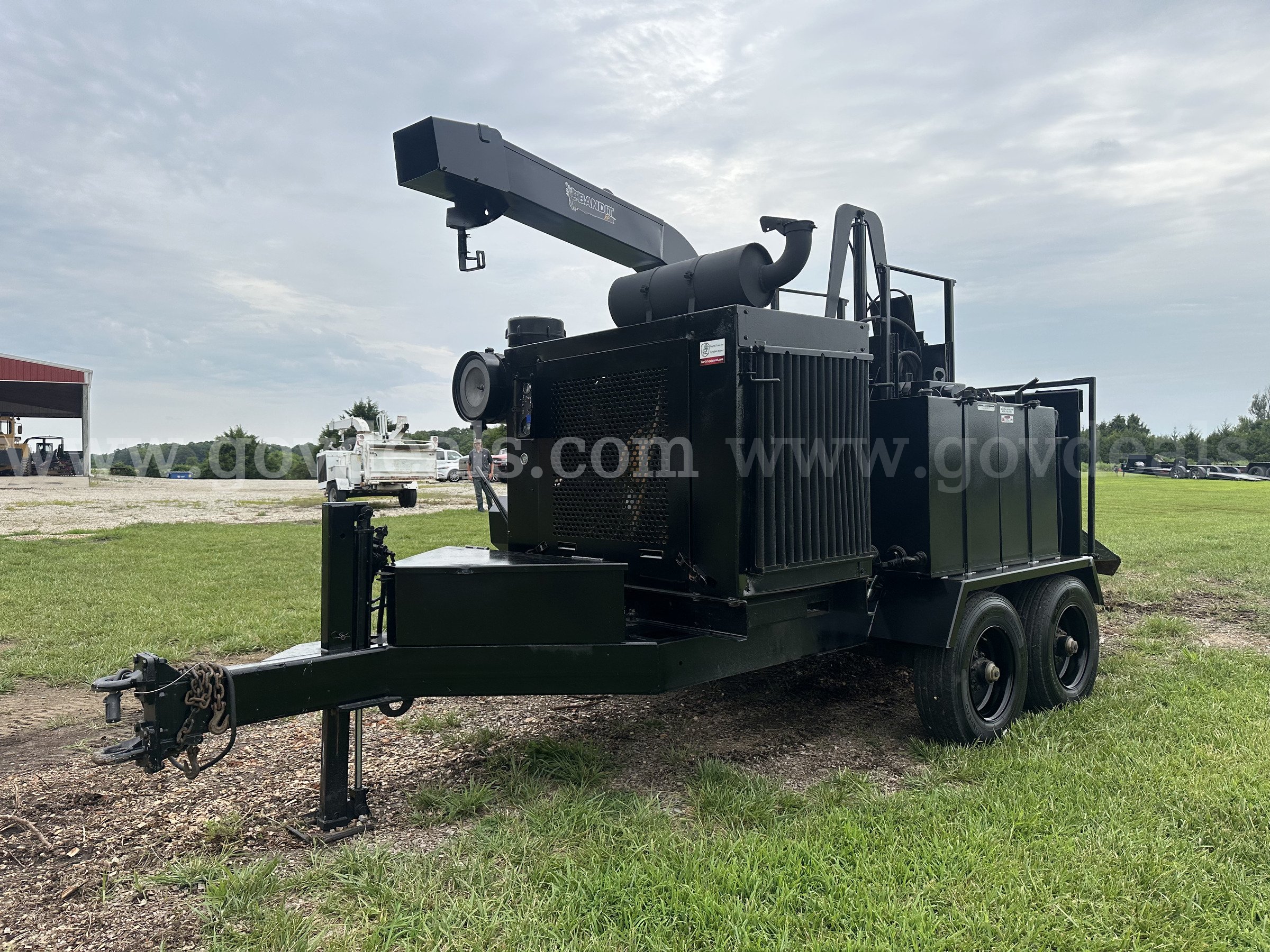 2005 Bandit 2090 XP T/A Portable Whole Tree Drum Chipper  ****RESERVE REDUCED**** Bandit 2090 Government Surplus Auction - Photo #4