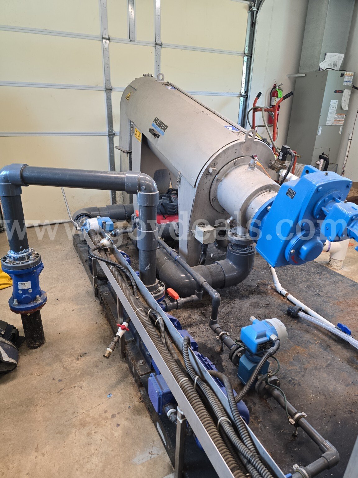 2010 HUBER ROTAMAT® RoS3Q-280 Complete Screw Press Dewatering System | 480V Huber Technology 280 Government Surplus Auction - Primary Photo