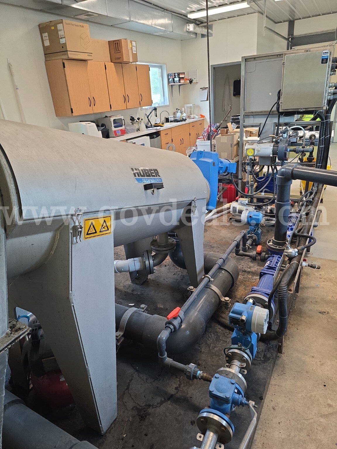2010 HUBER ROTAMAT® RoS3Q-280 Complete Screw Press Dewatering System | 480V Huber Technology 280 Government Surplus Auction - Photo #3