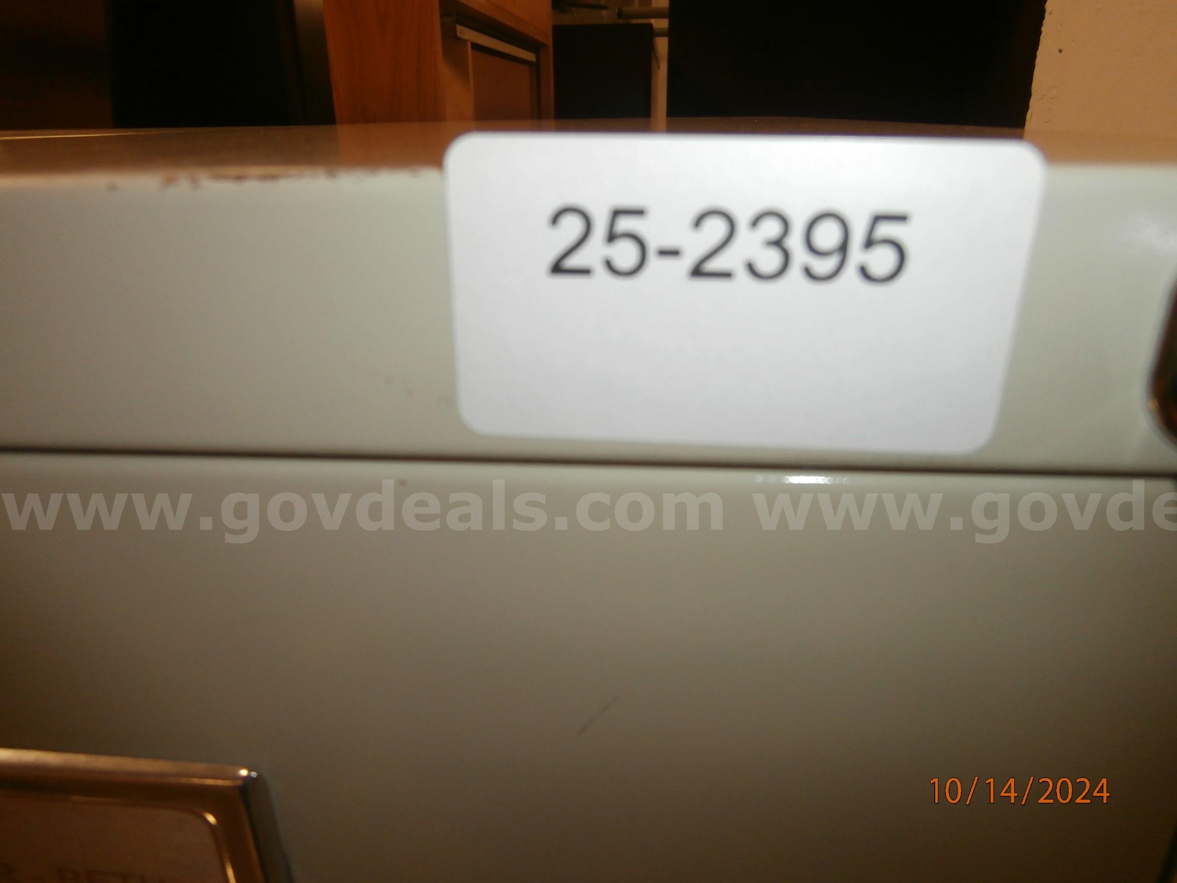 4 drawer letter file cabinet   Government Surplus Auction - Photo #2