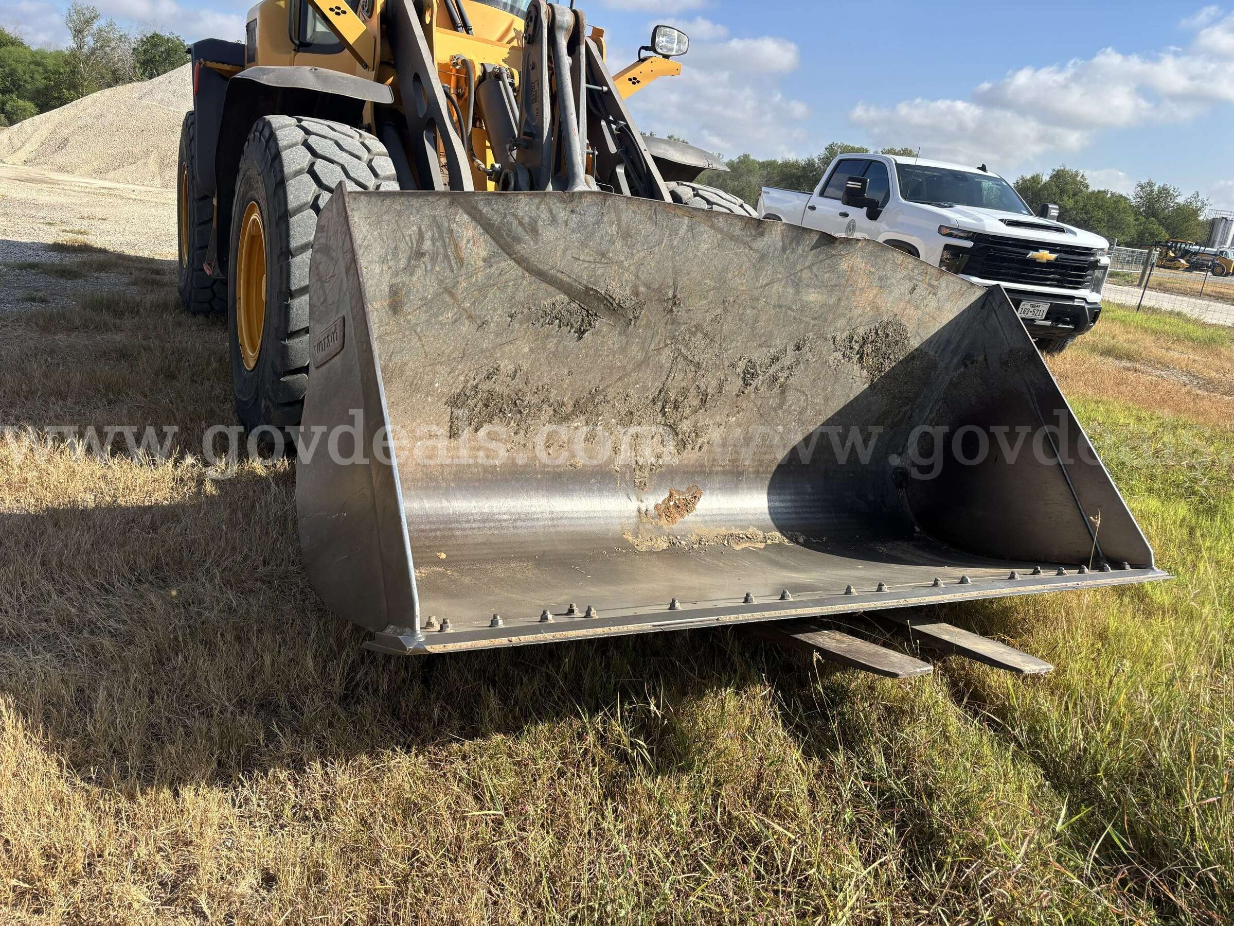 L70H Loader VOLVO L70H Government Surplus Auction - Photo #2